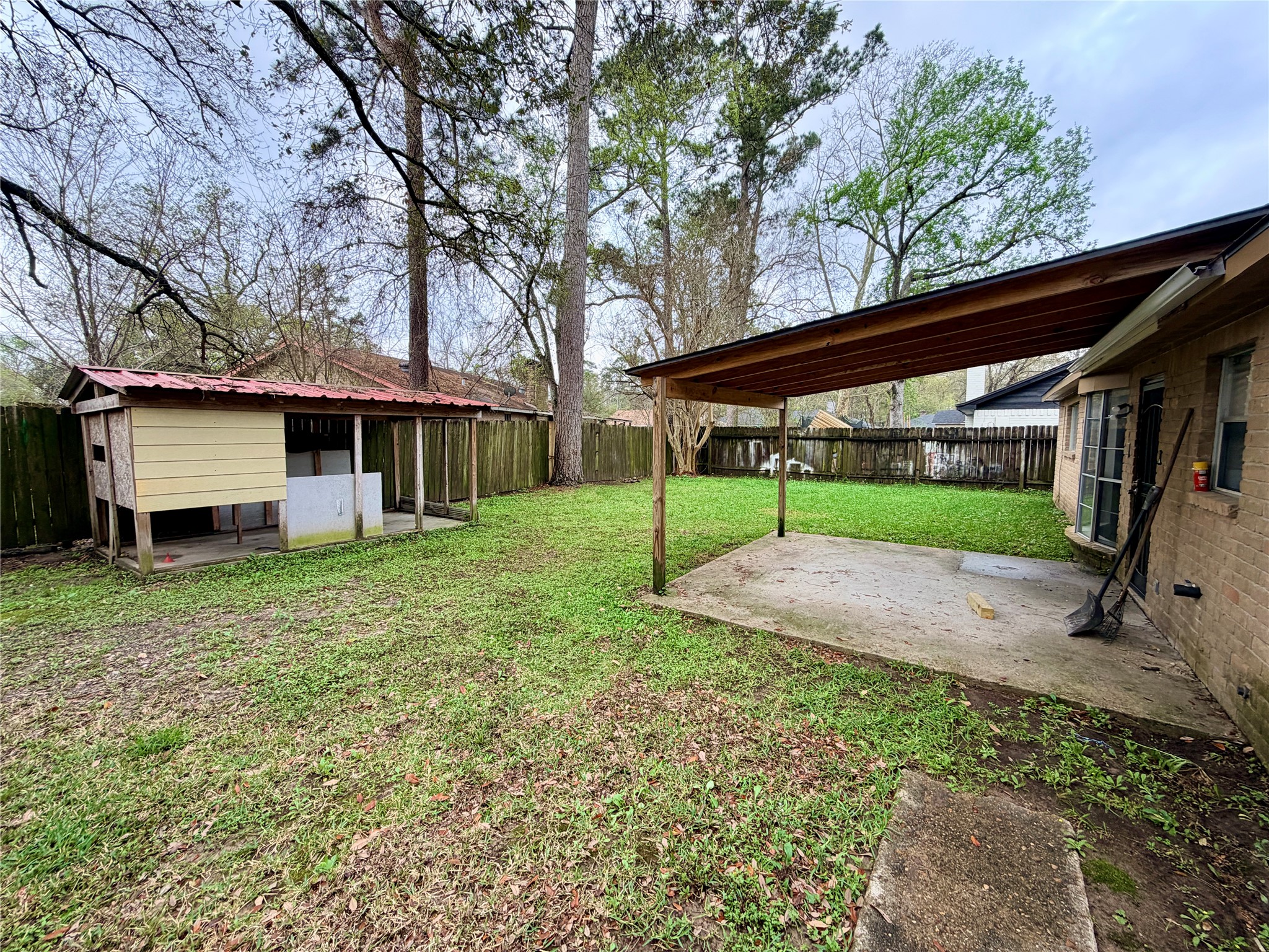 7876 Bender Road Property Photo 27