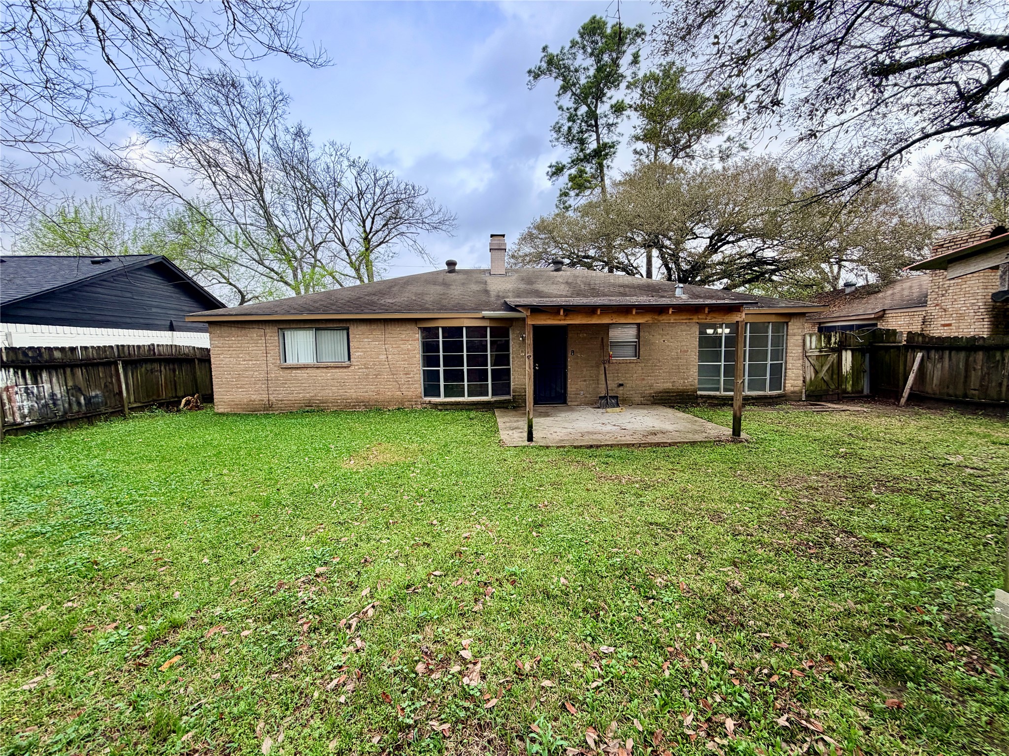7876 Bender Road Property Photo 28