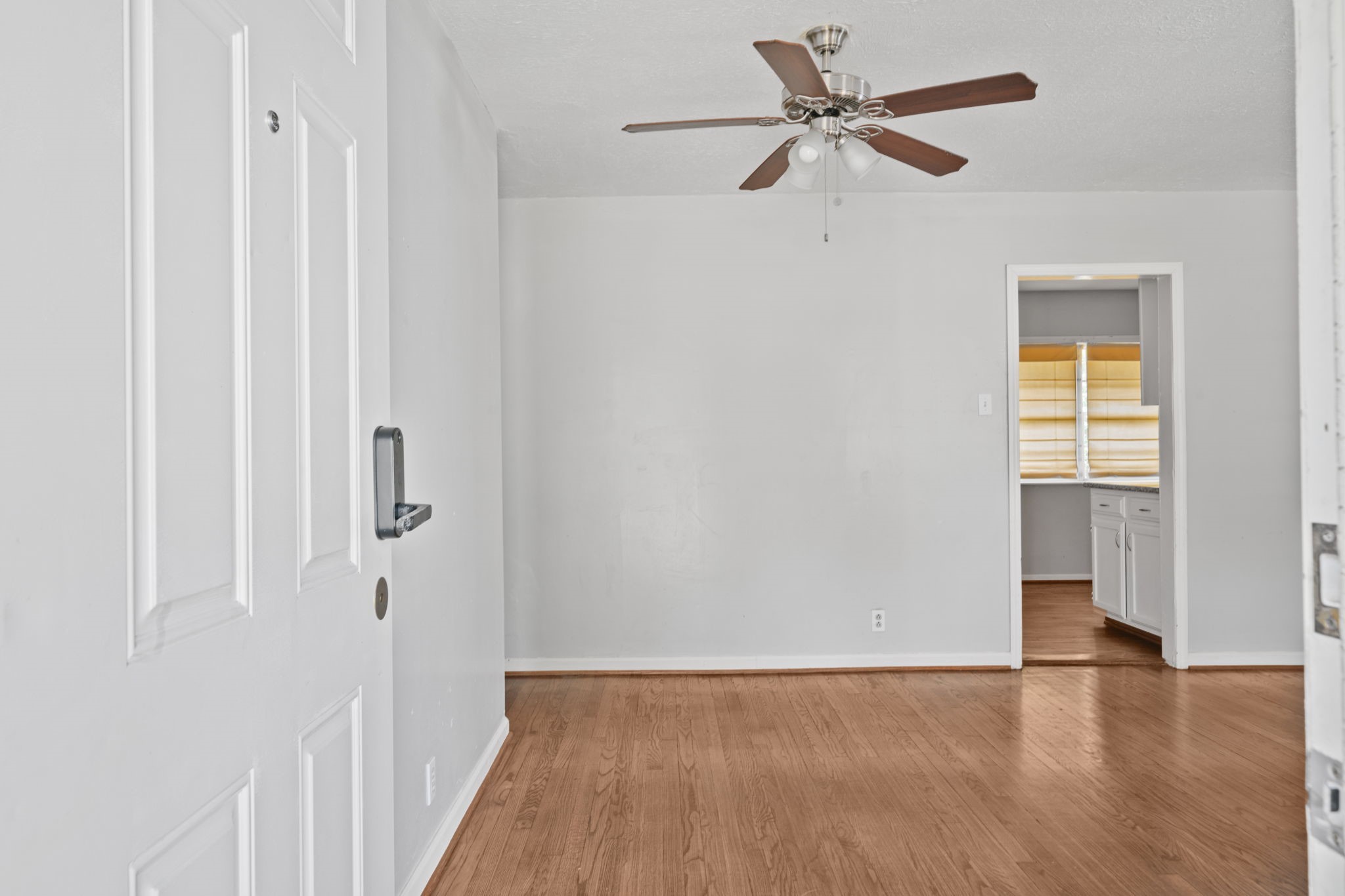 3606 Yosemite Street Property Photo 5