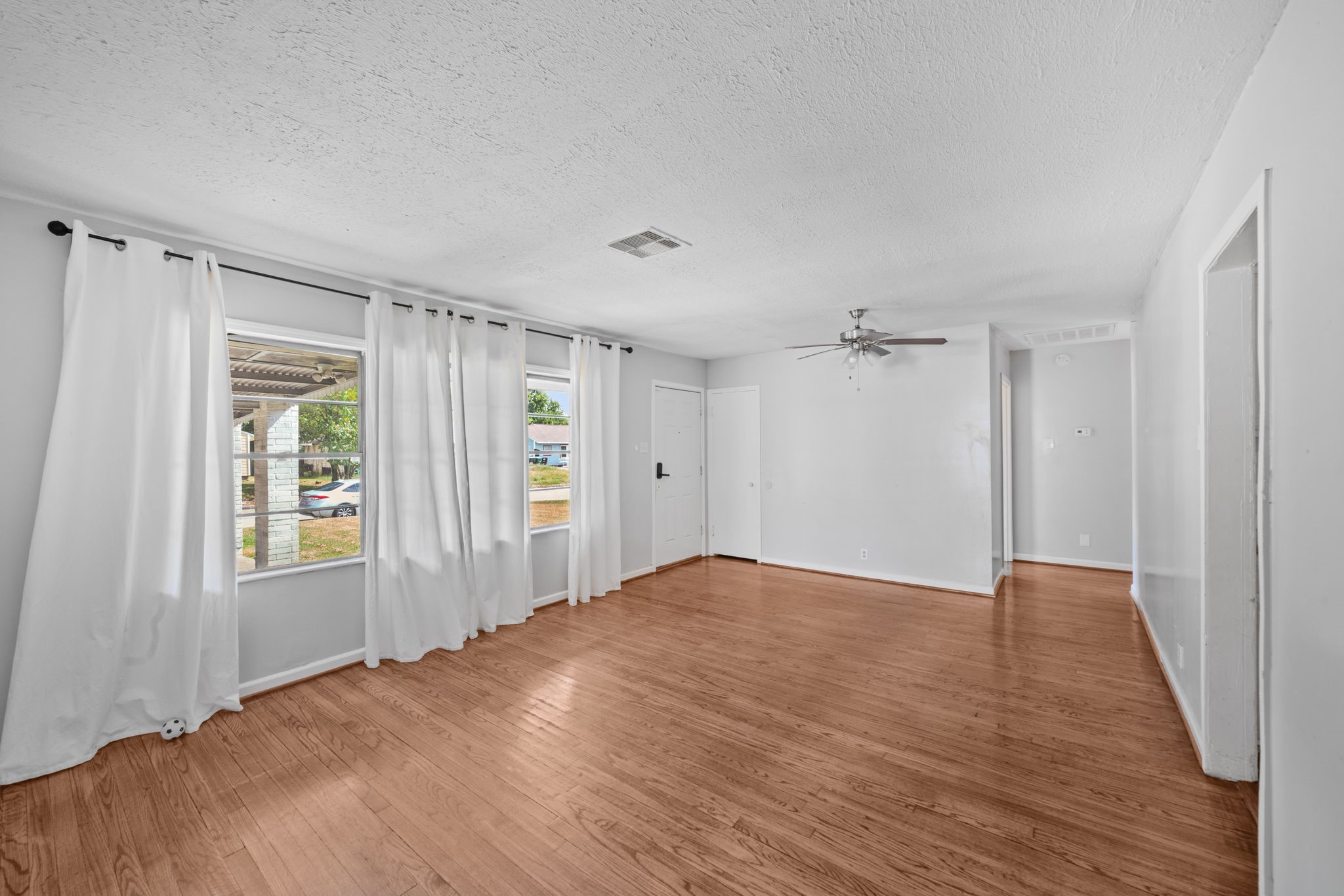 3606 Yosemite Street Property Photo 7