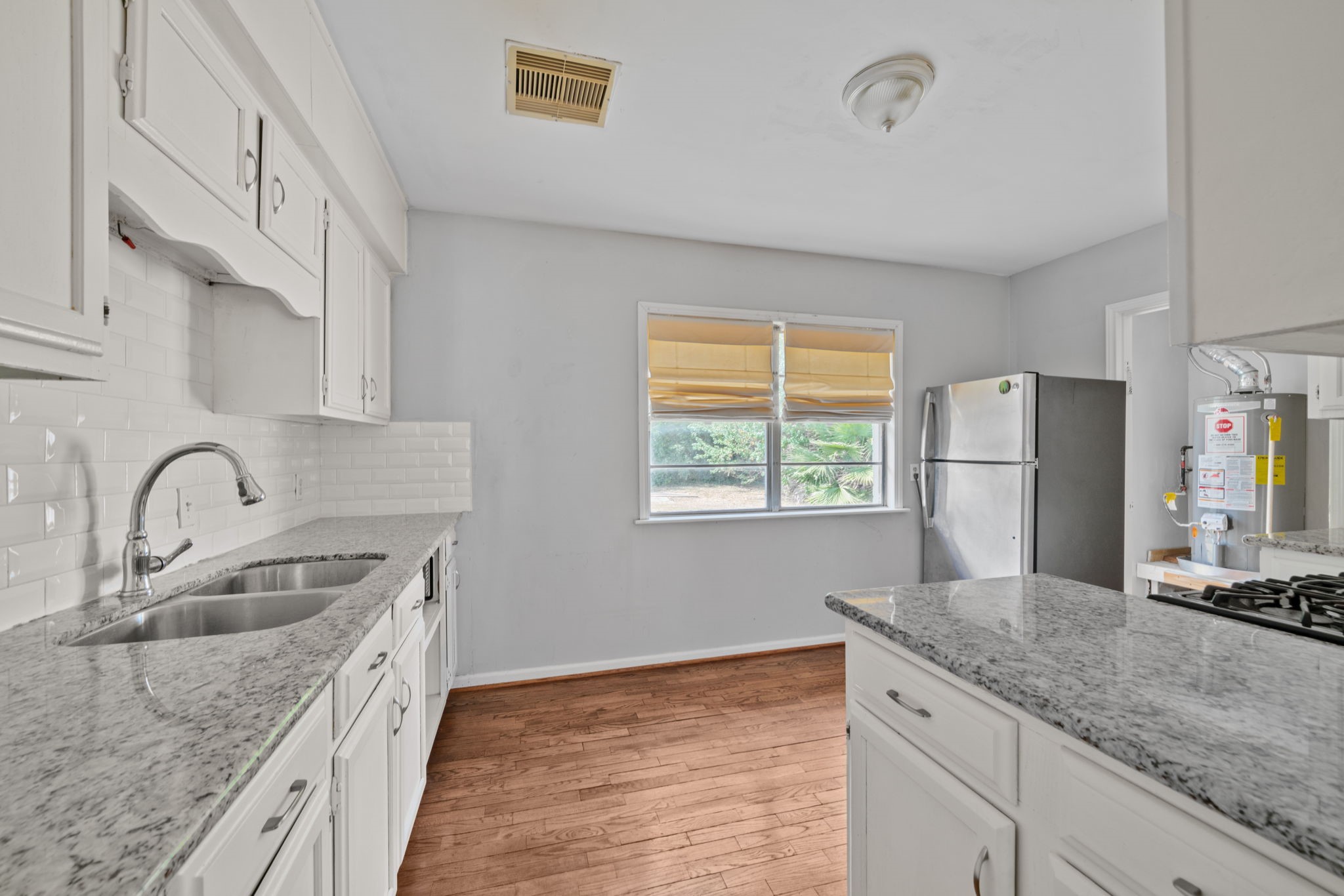 3606 Yosemite Street Property Photo 17