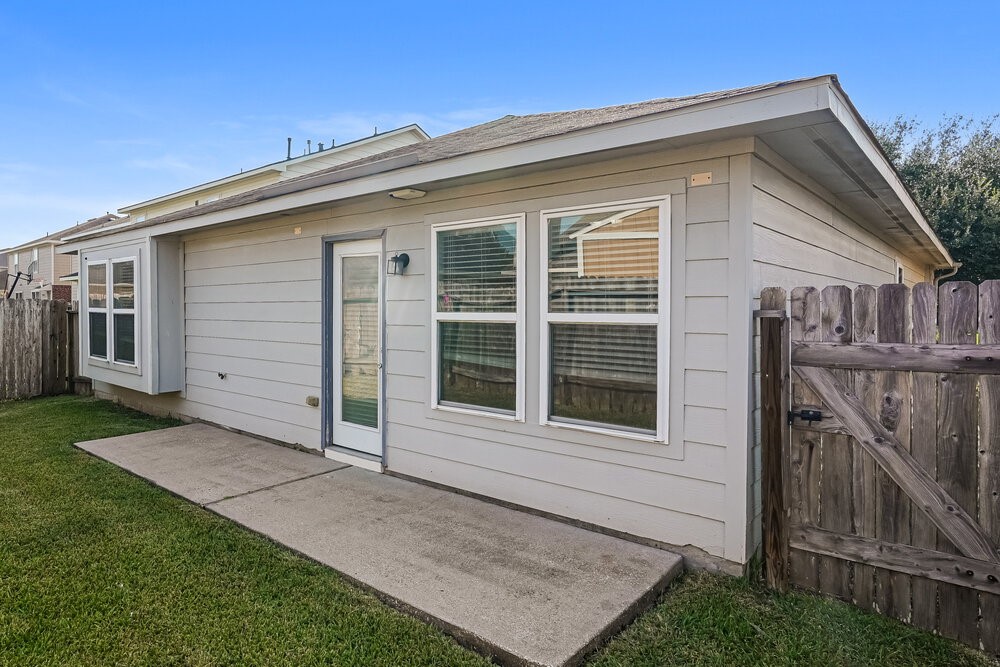 2219 Diamond Crest Drive Property Photo 16