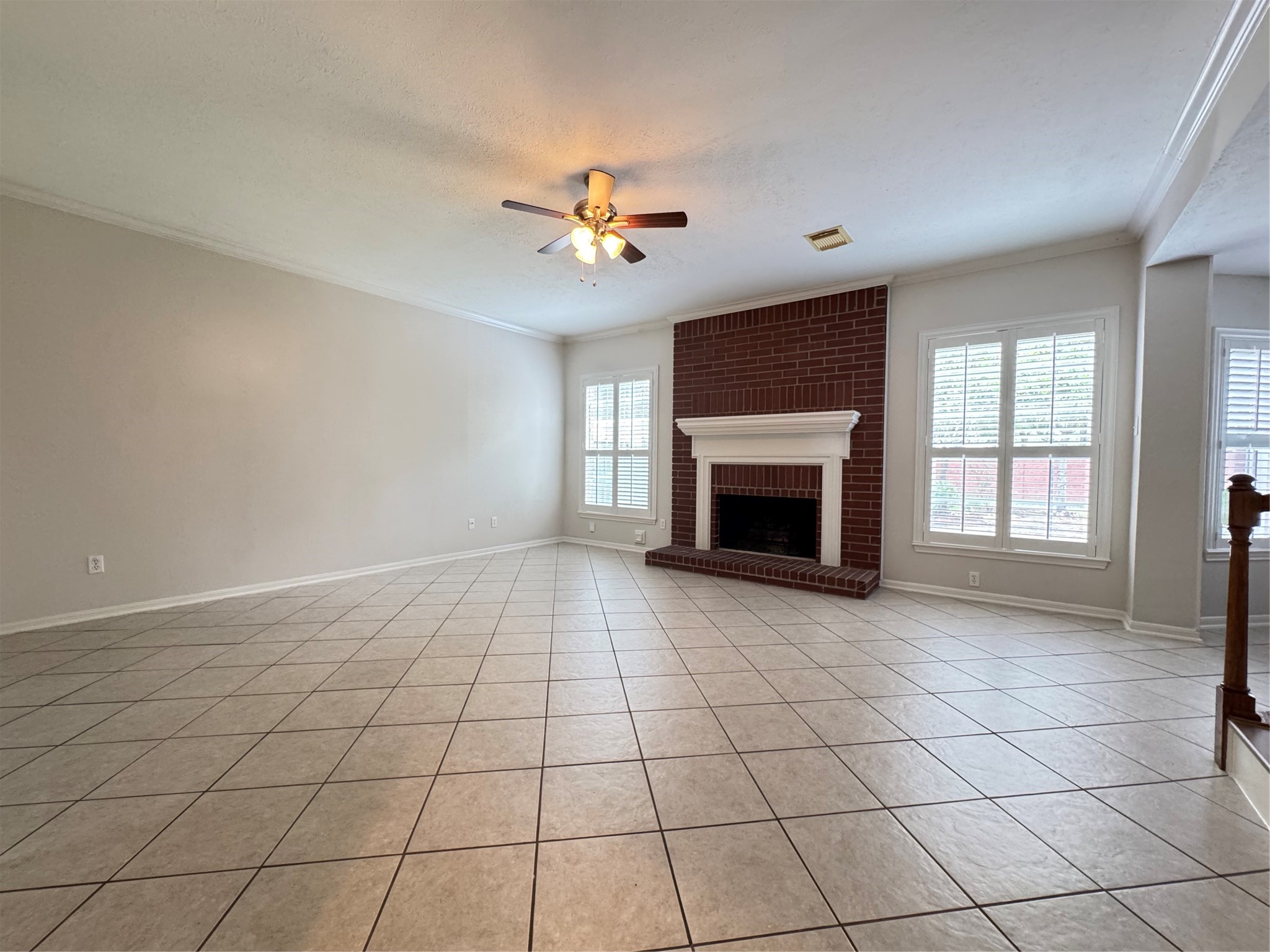 6926 Hearthside Drive Property Photo 2