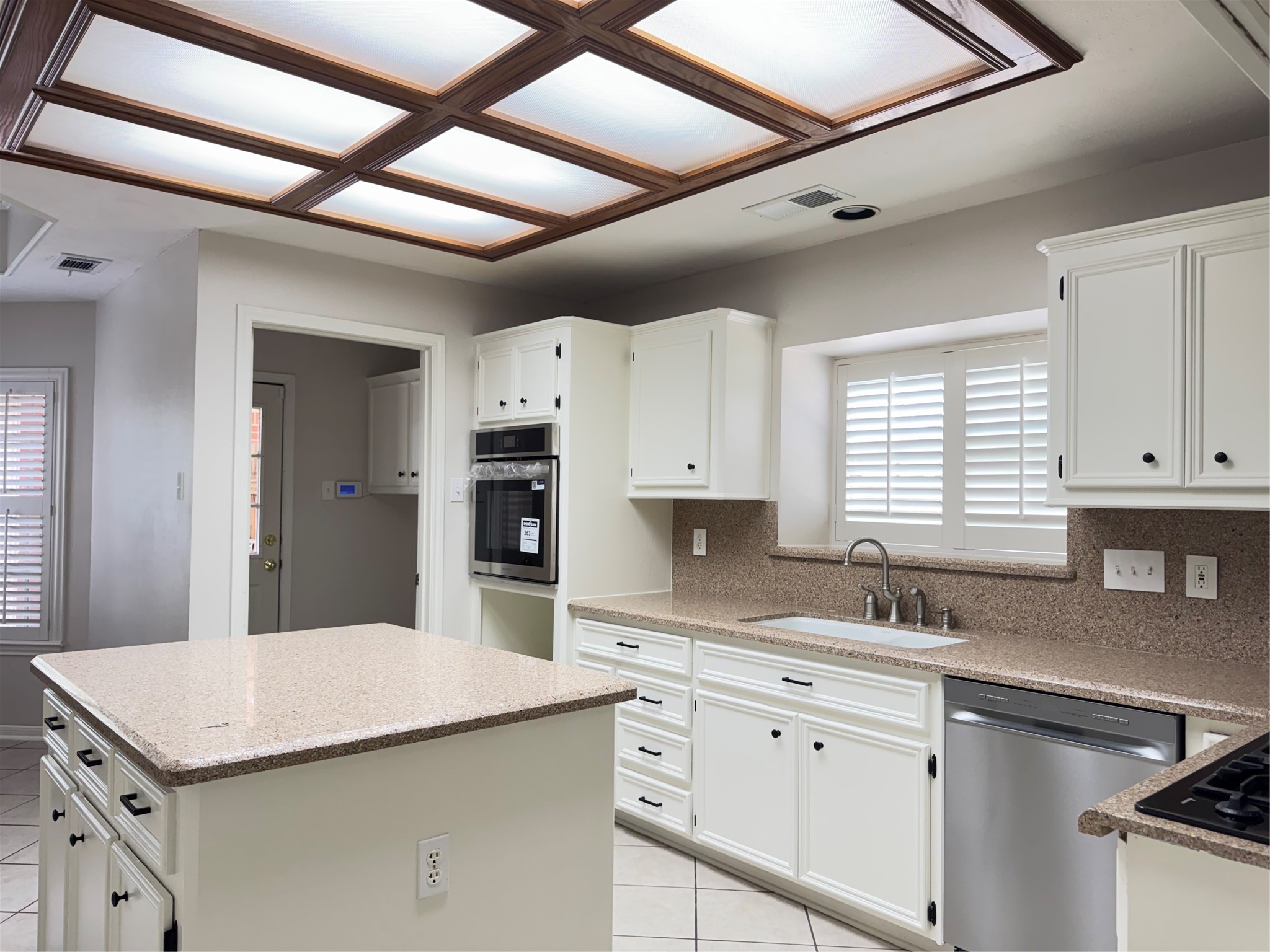 6926 Hearthside Drive Property Photo 14