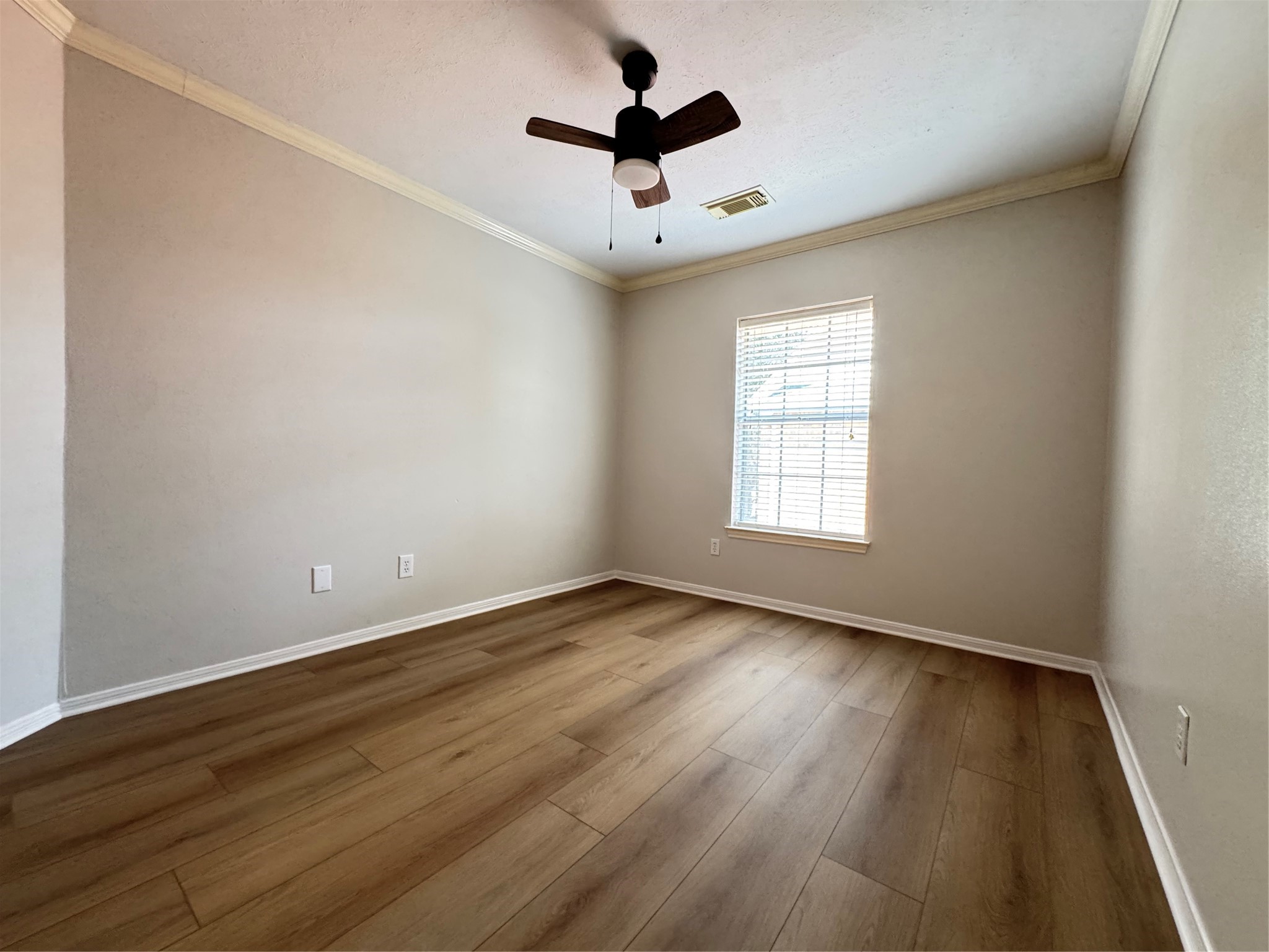 6926 Hearthside Drive Property Photo 29