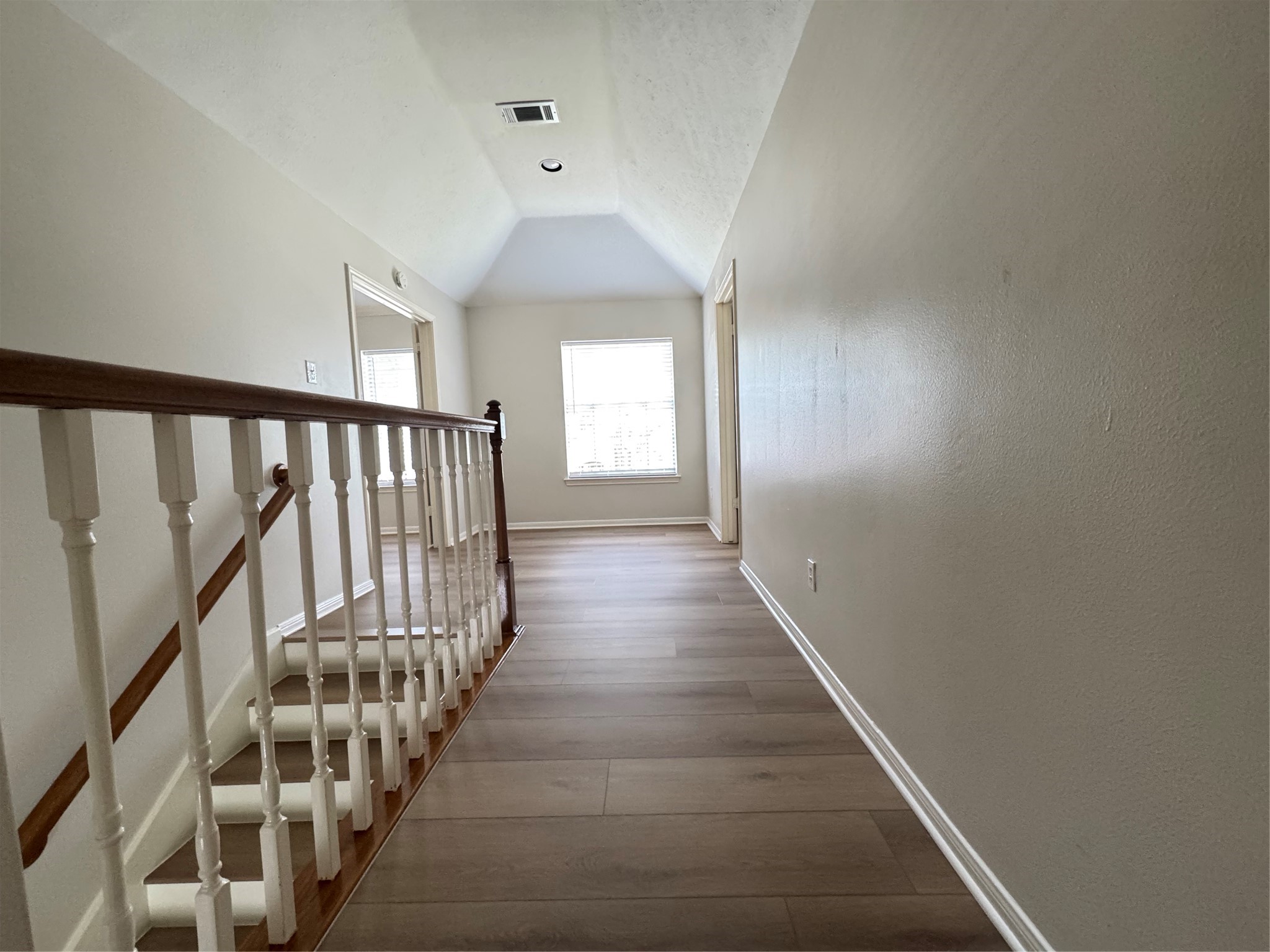 6926 Hearthside Drive Property Photo 31