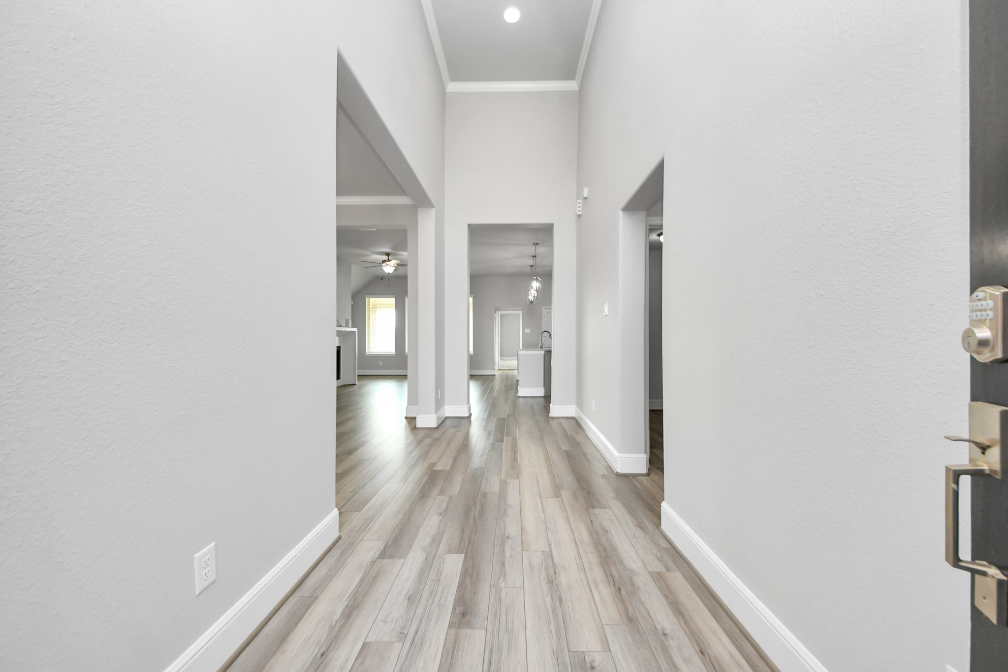 2930 Broad Reach Road Property Photo 2