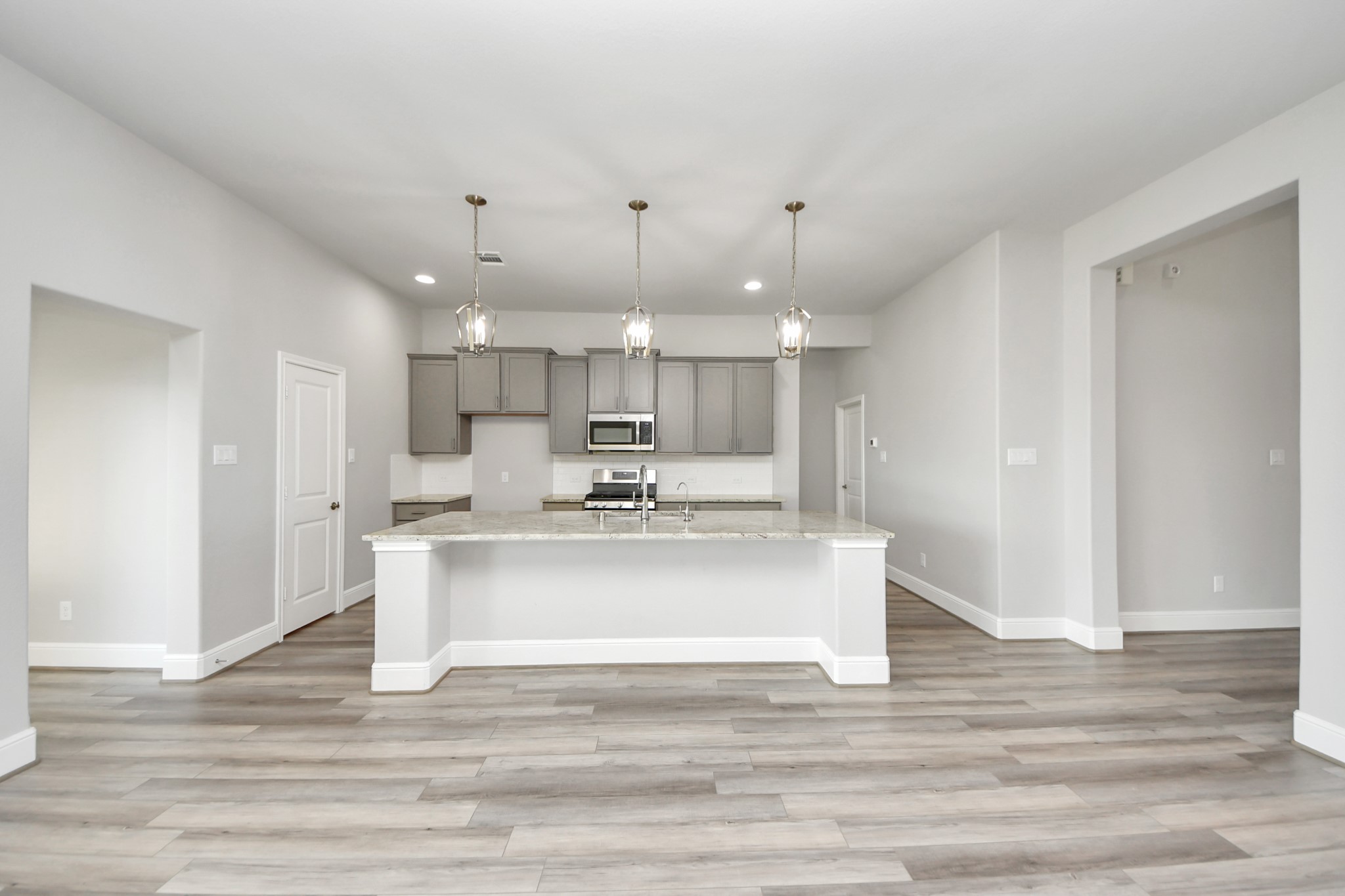 2930 Broad Reach Road Property Photo 9