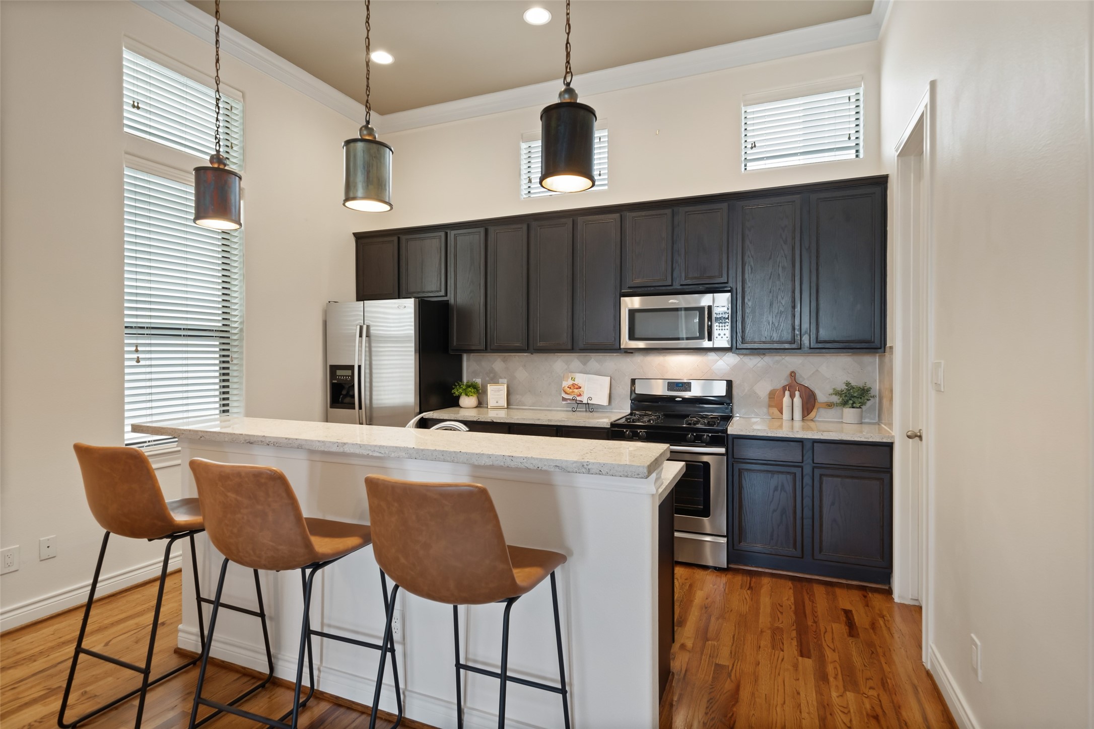 1716 Dart Street Property Photo 10