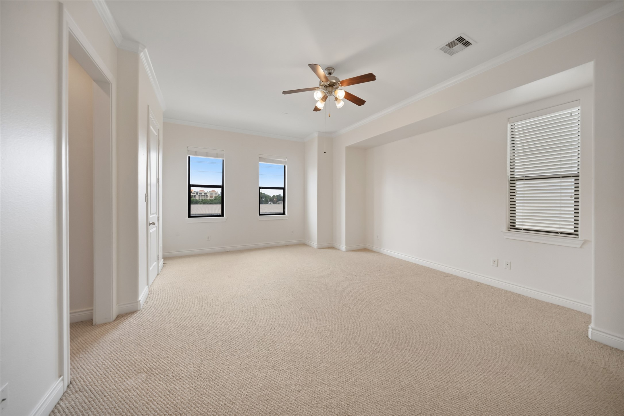 1716 Dart Street Property Photo 26