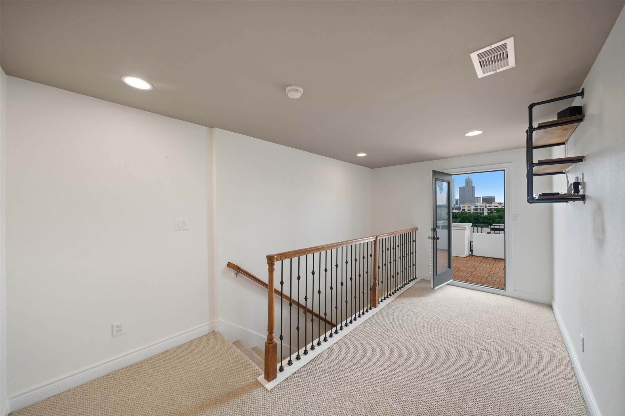 1716 Dart Street Property Photo 36