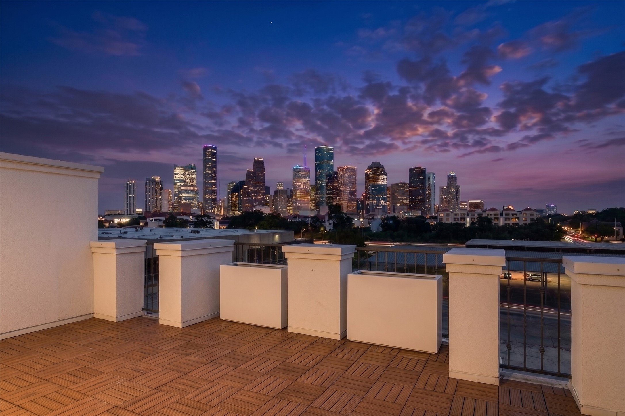 1716 Dart Street Property Photo 40