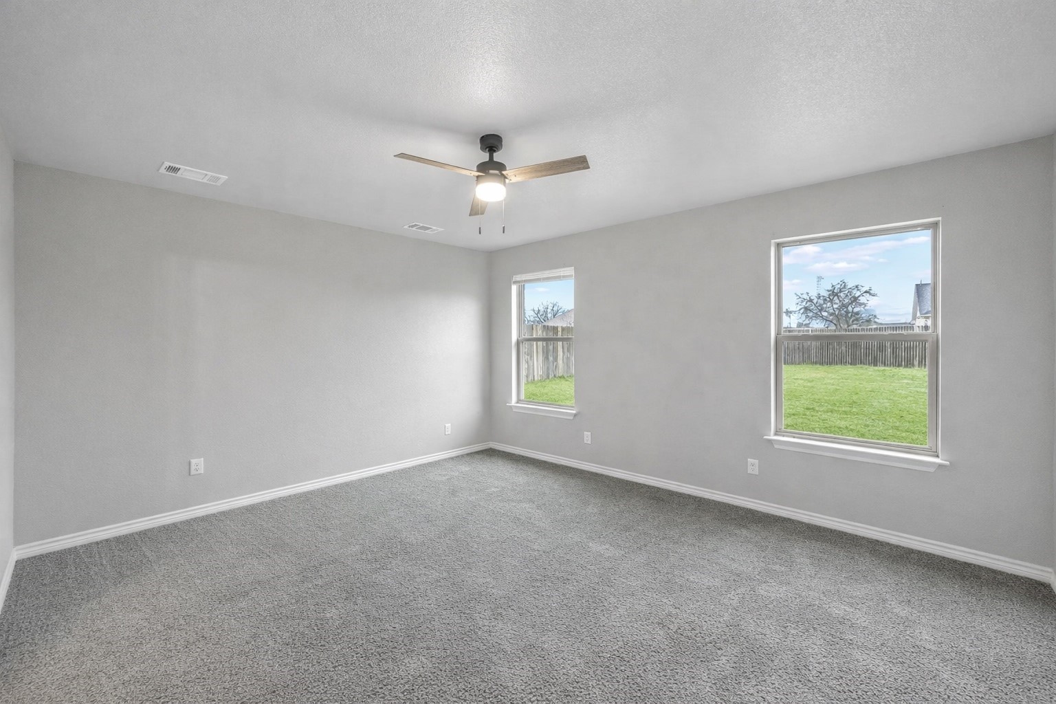 228 Saint Charles Drive B Property Photo 5