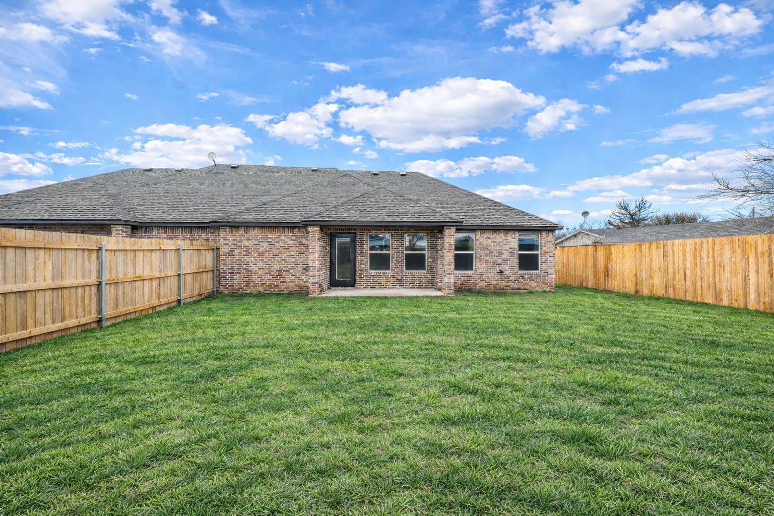 228 Saint Charles Drive B Property Photo 15