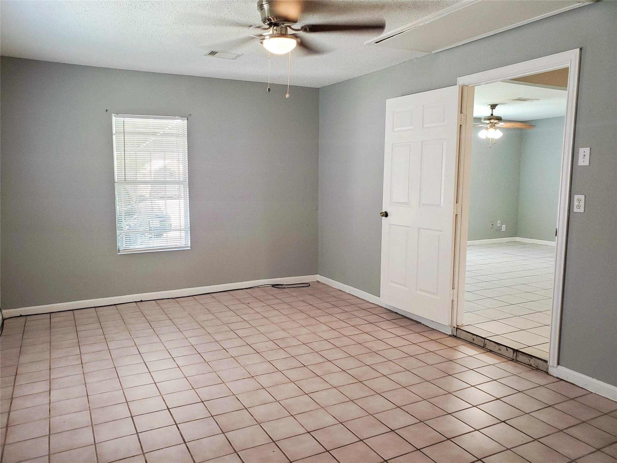 3020 Sagebrush Drive Property Photo 3