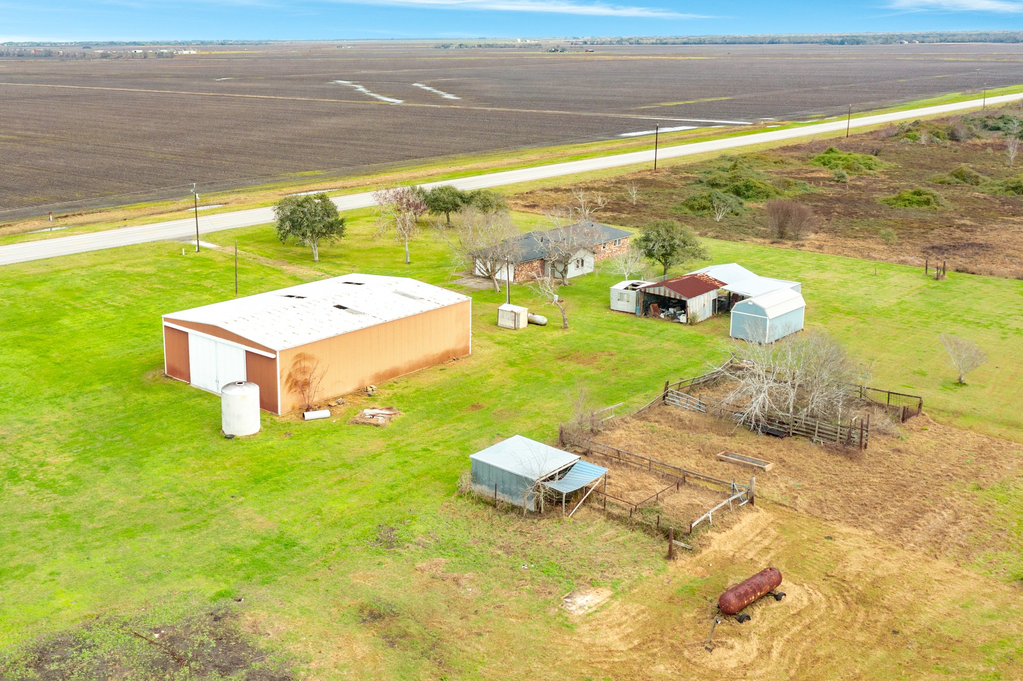 18035 Highway 111 Property Photo 26