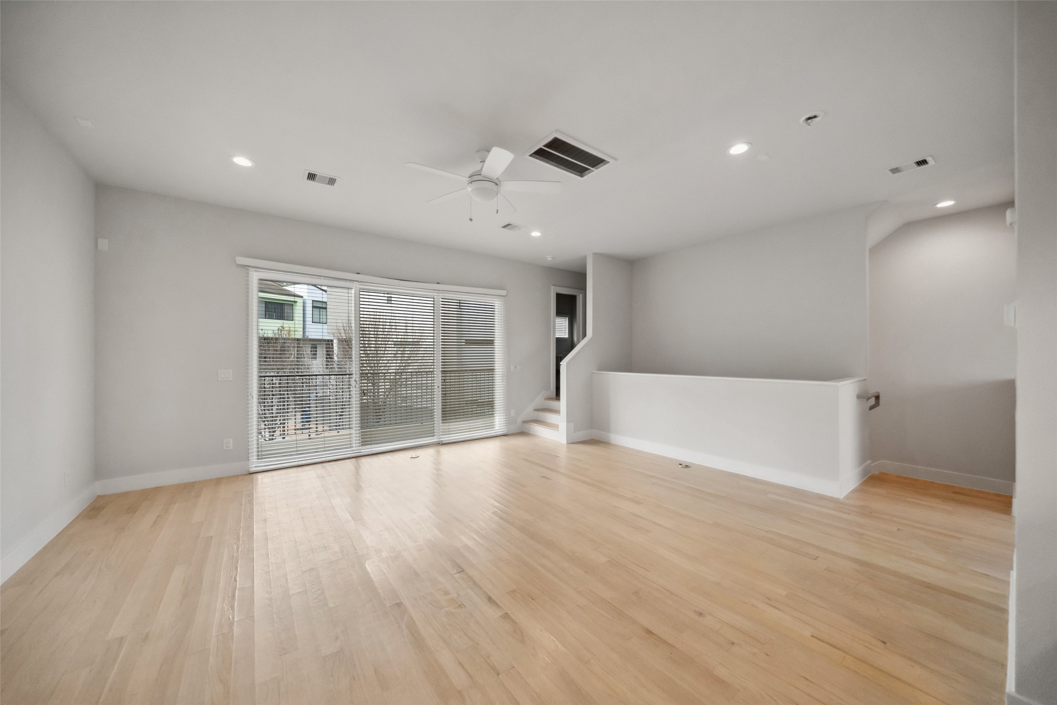 2130 Dennis Street Property Photo 11