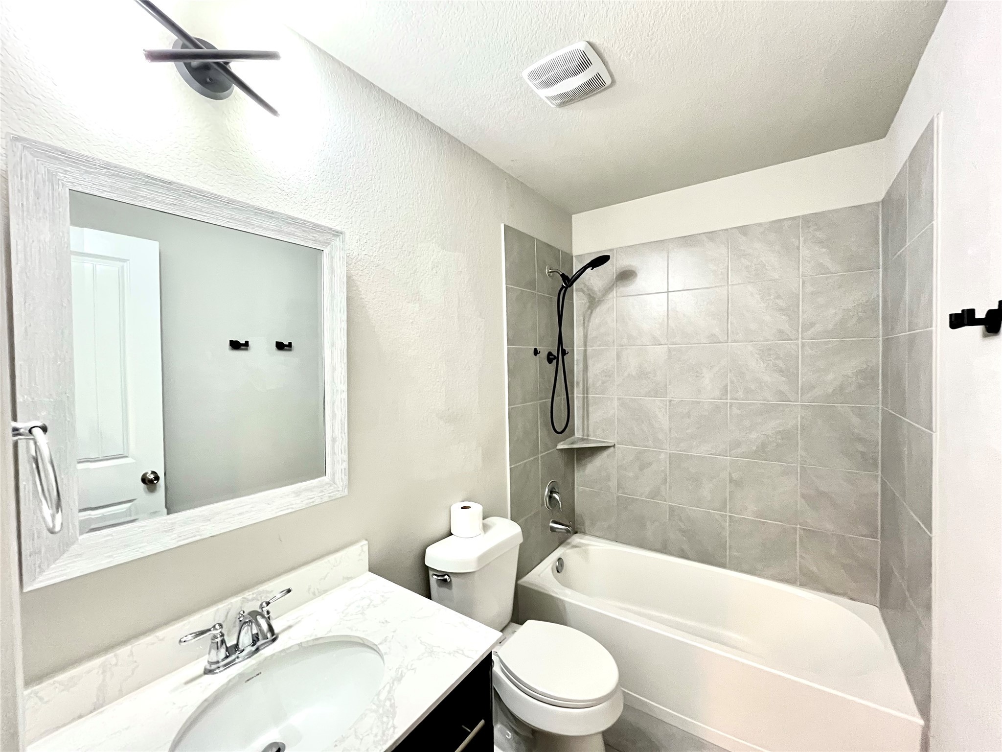 8811 Jamison Drive Property Photo 26
