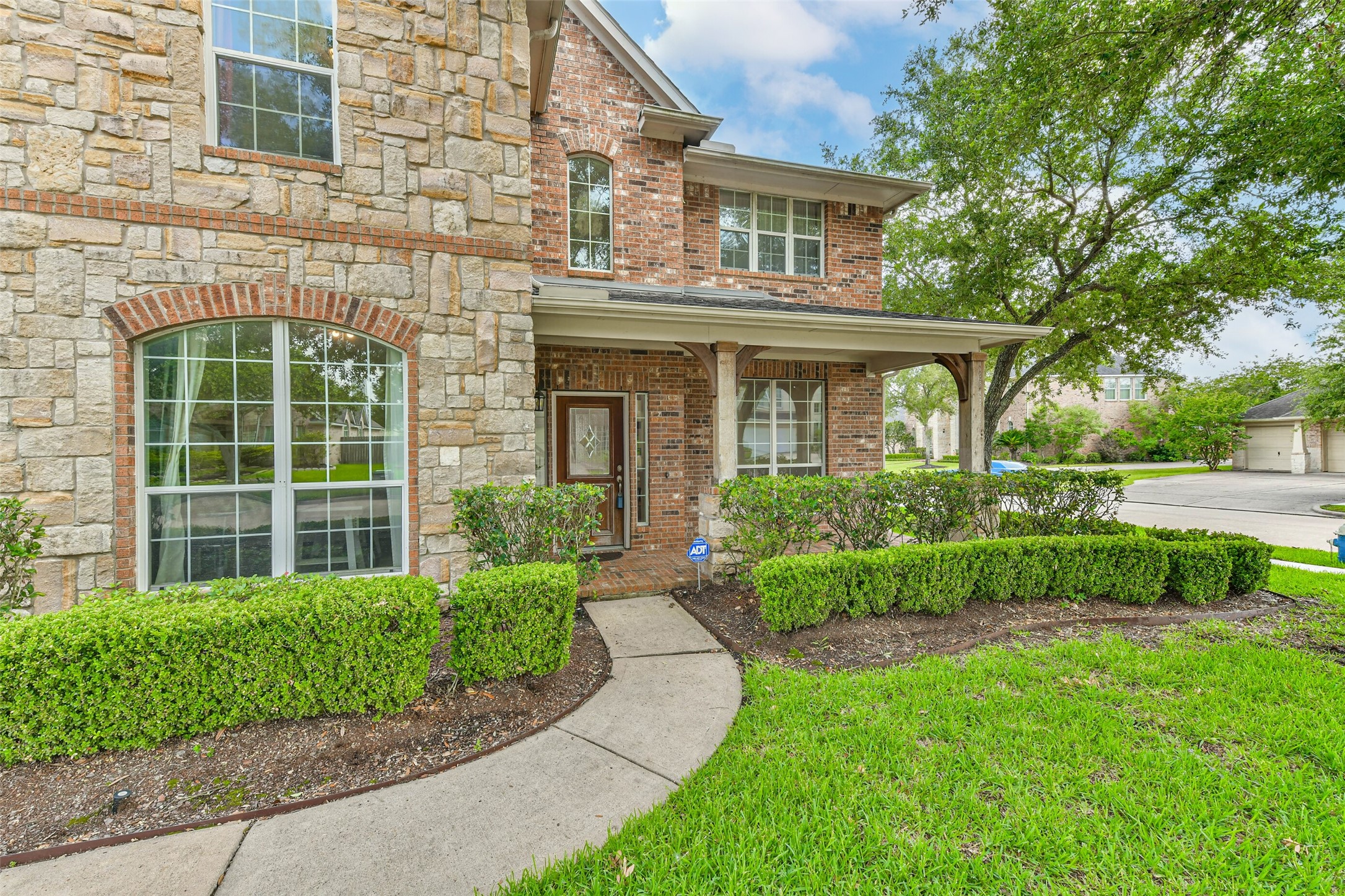 12206 Bell Creek Drive Property Photo 3
