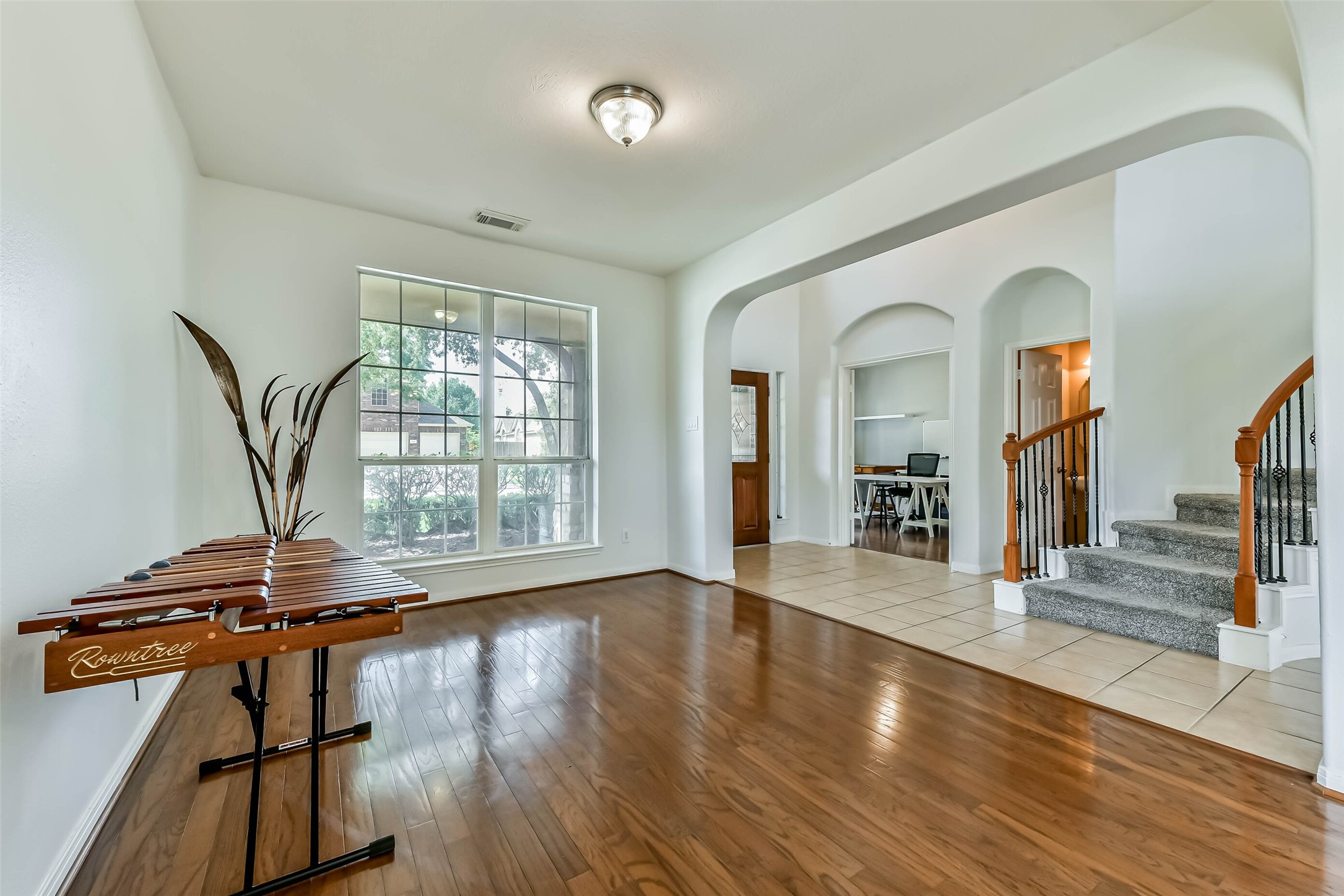 12206 Bell Creek Drive Property Photo 8