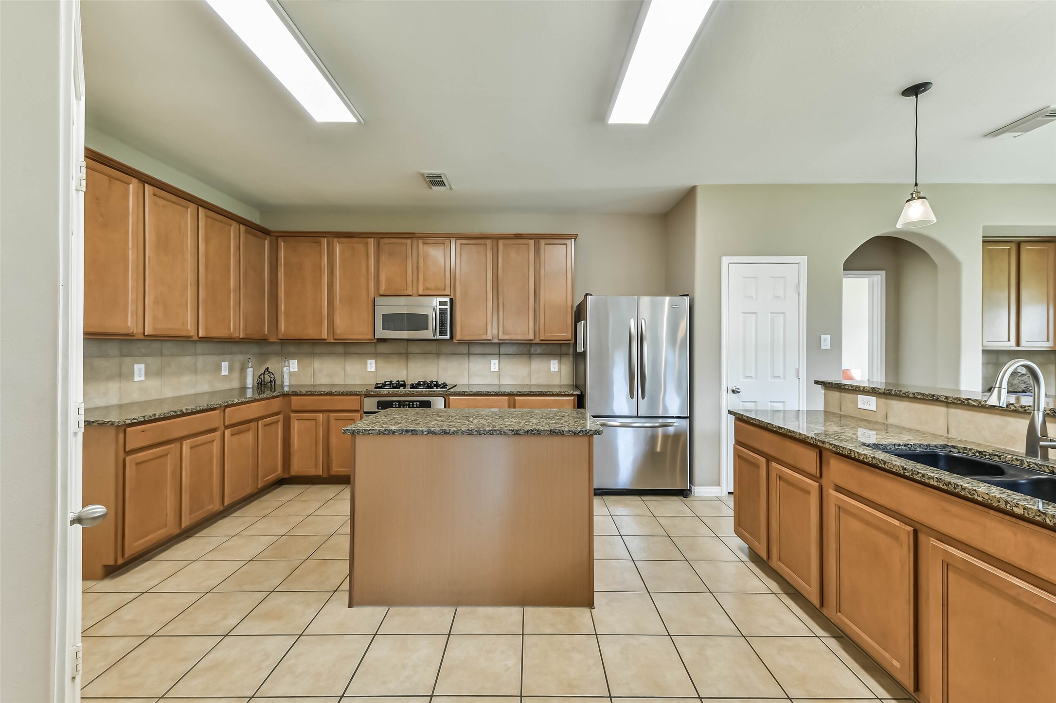 12206 Bell Creek Drive Property Photo 16