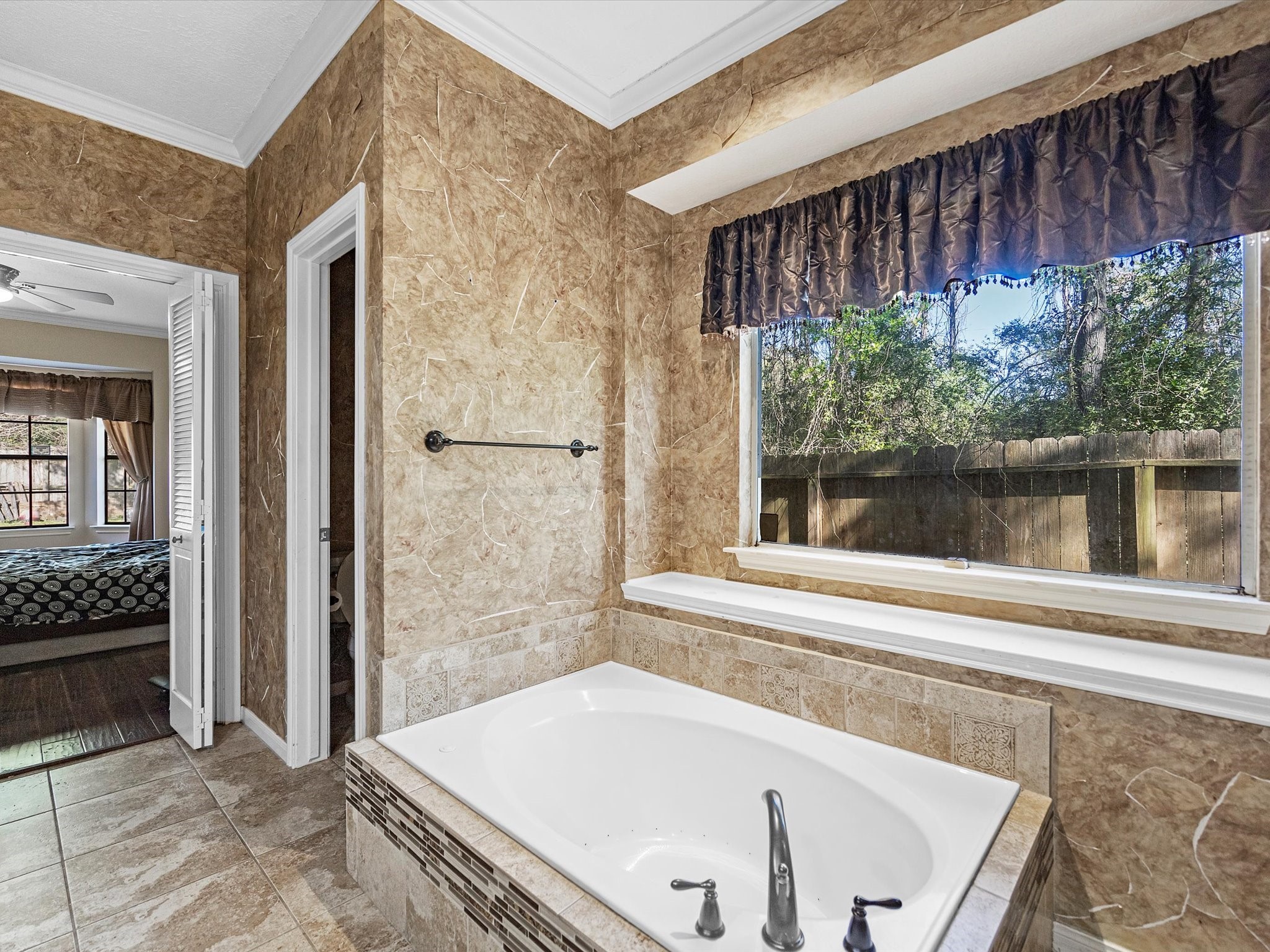 3319 Emerald Grove Drive Property Photo 15