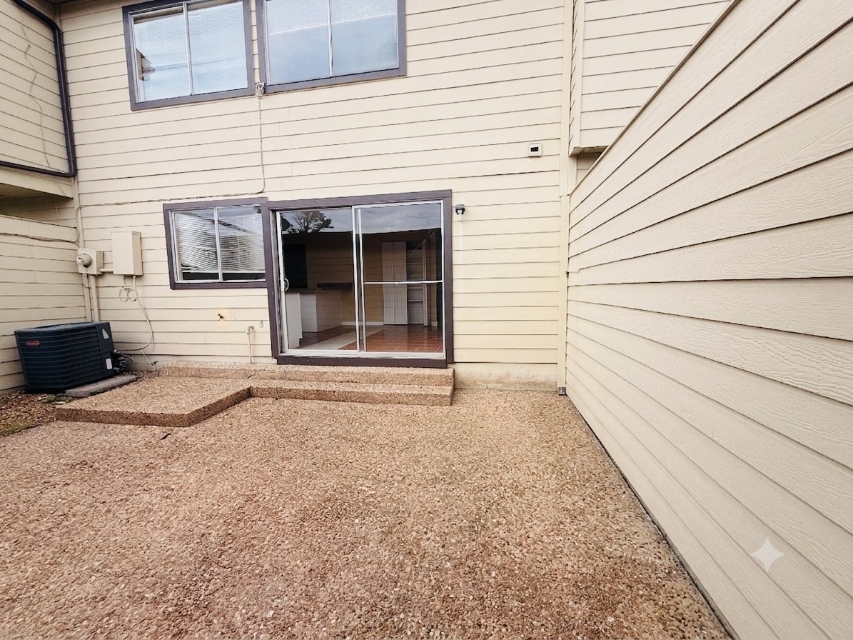 7170 S Dairy Ashford Road Property Photo 14