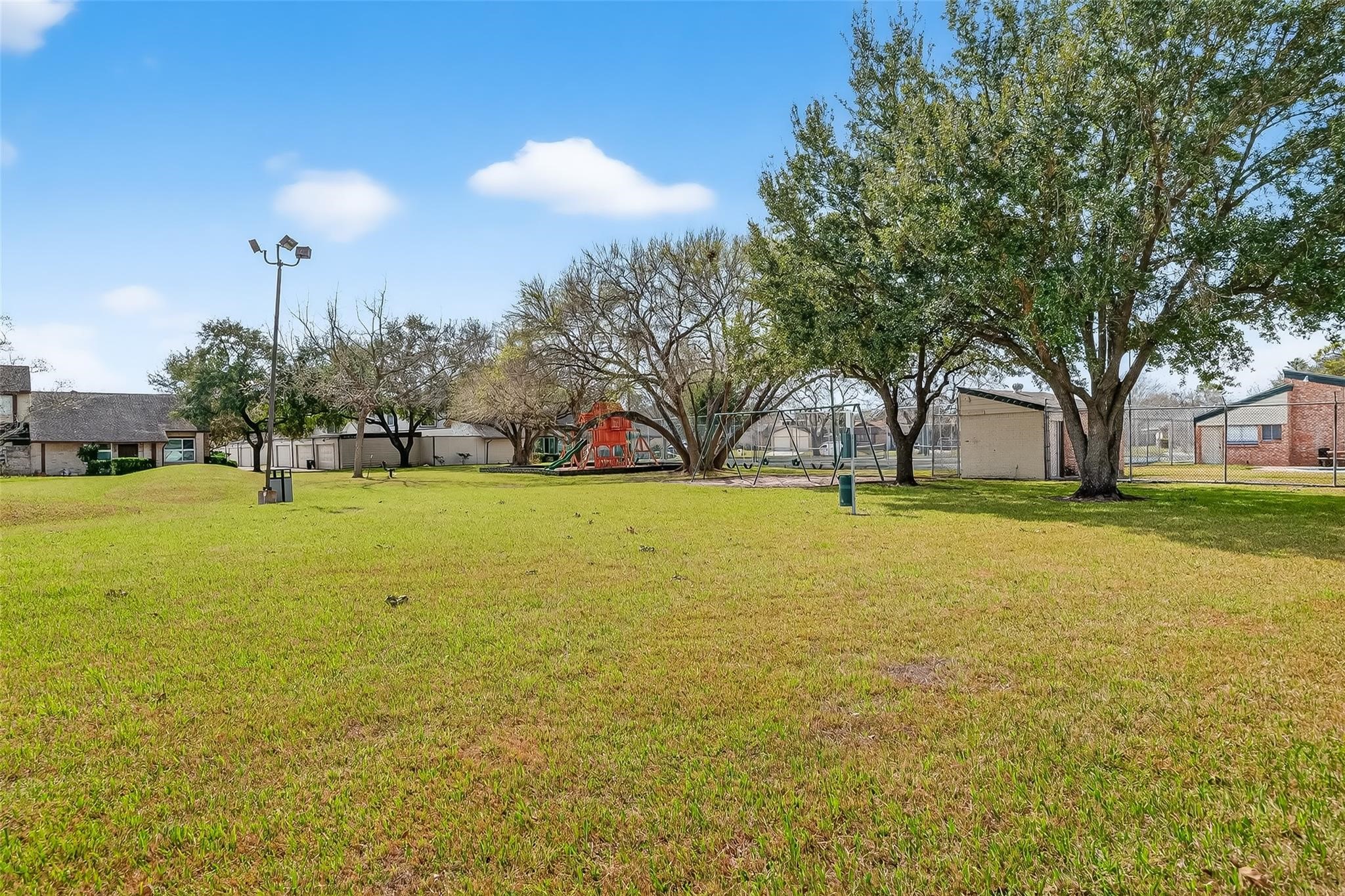 7170 S Dairy Ashford Road Property Photo 16