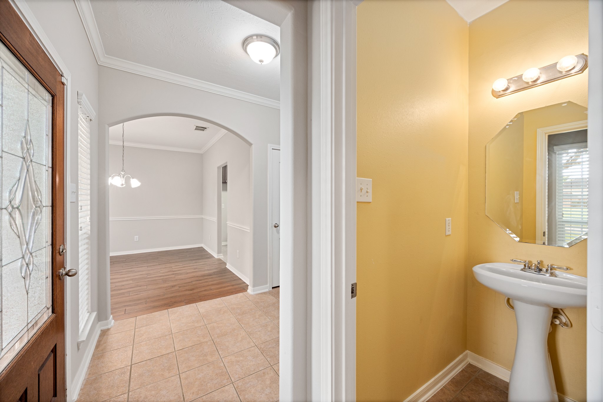 6118 Pine Lakes Drive Property Photo 11