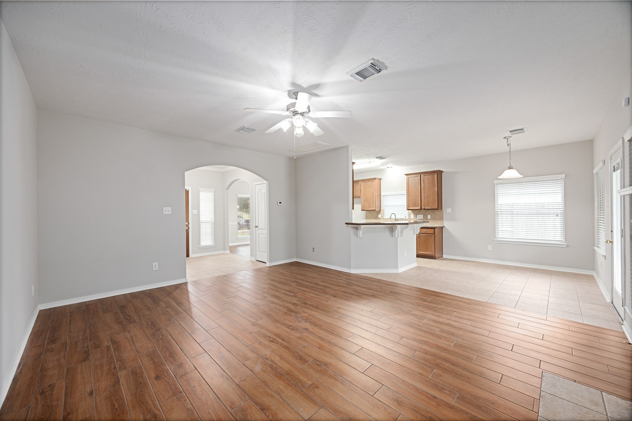 6118 Pine Lakes Drive Property Photo 13