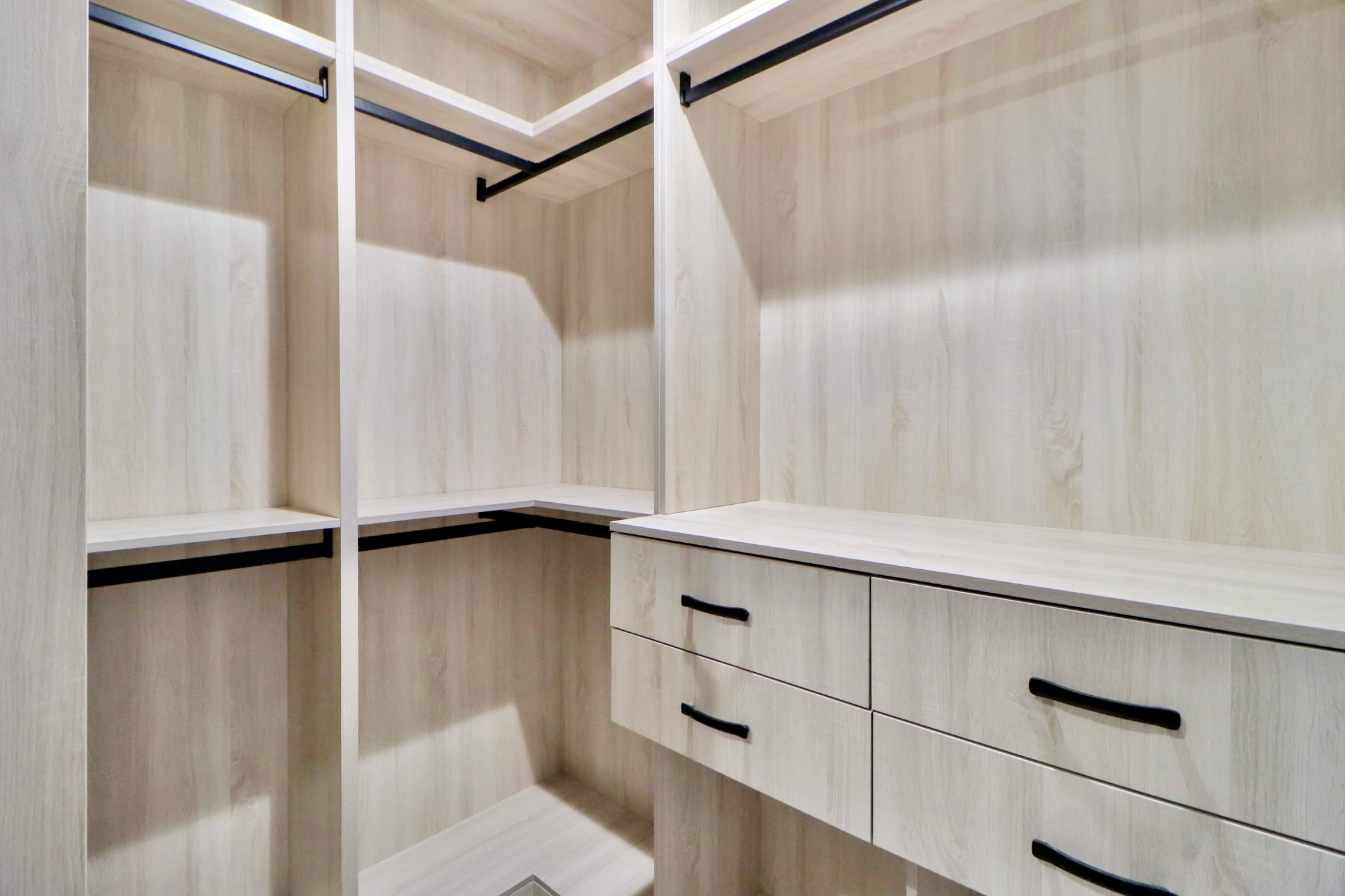 3027 Clinton Drive Property Photo 16
