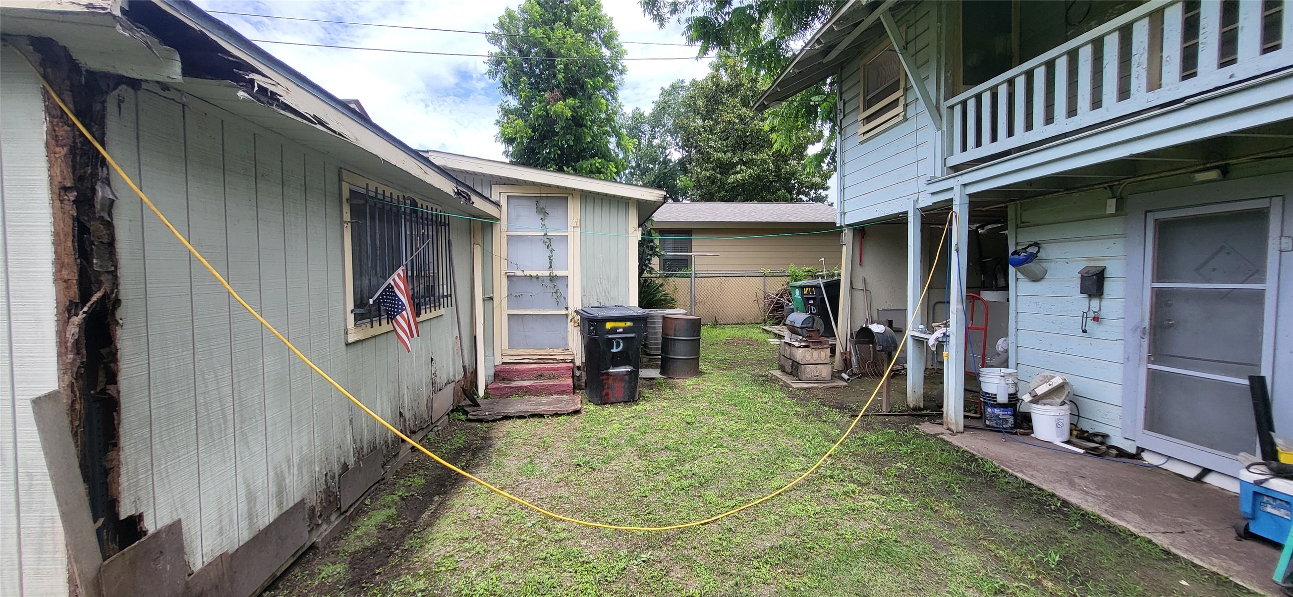 7629 Avenue I Property Photo 6