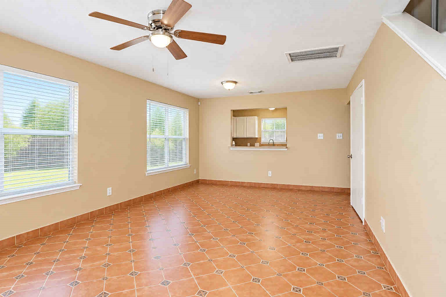 1419 Rising Springs Lane Property Photo 7