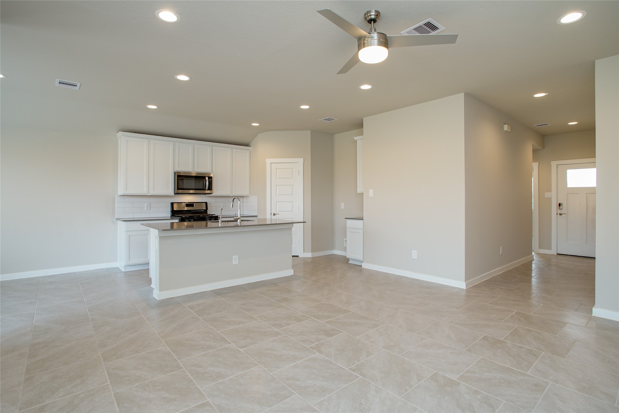 29414 Bryans Manor Lane Property Photo 8