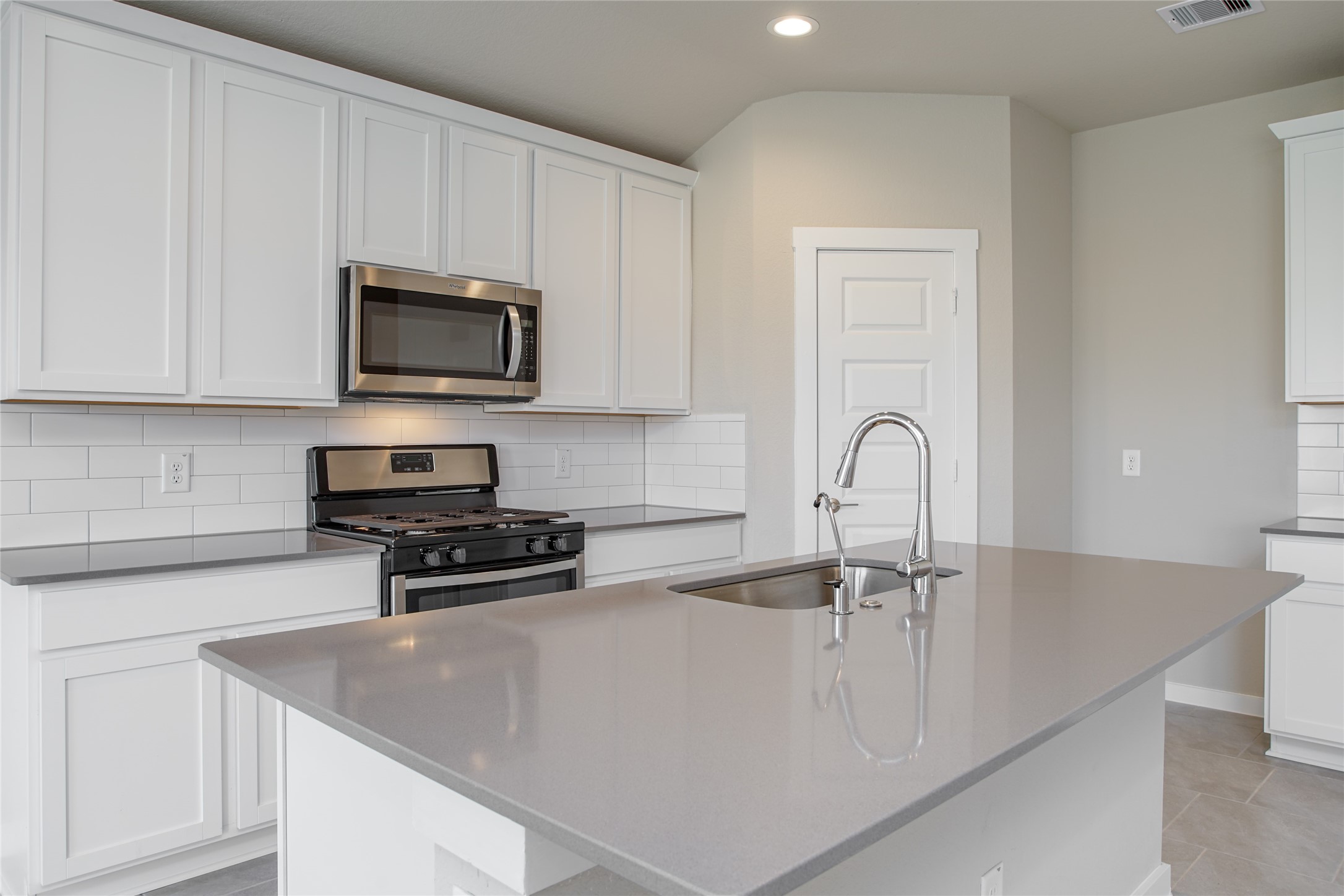29414 Bryans Manor Lane Property Photo 11