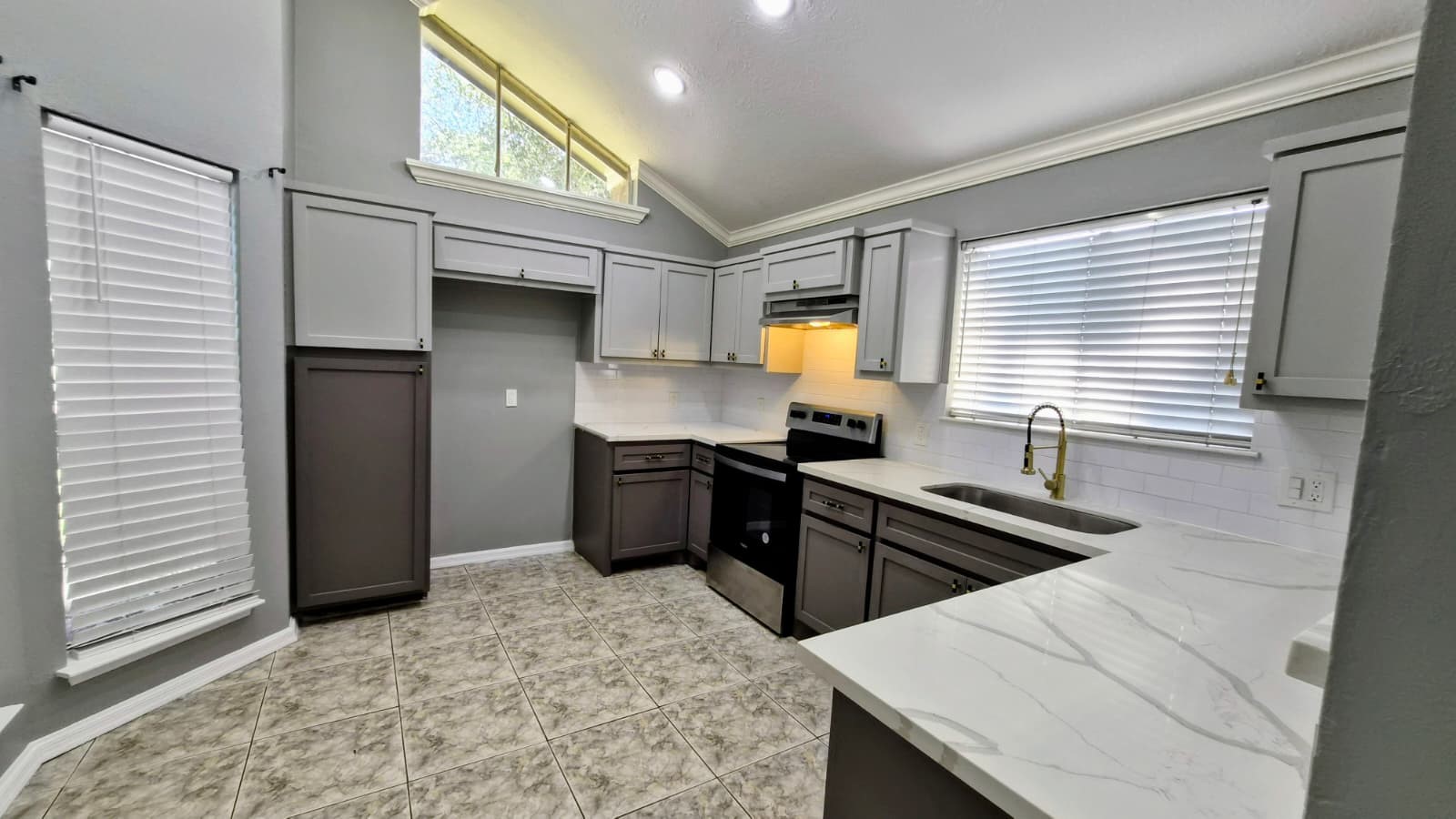3907 Algernon Drive Property Photo 4