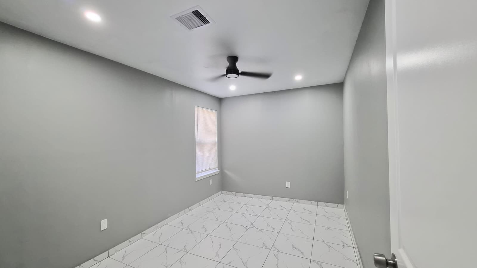 3907 Algernon Drive Property Photo 11
