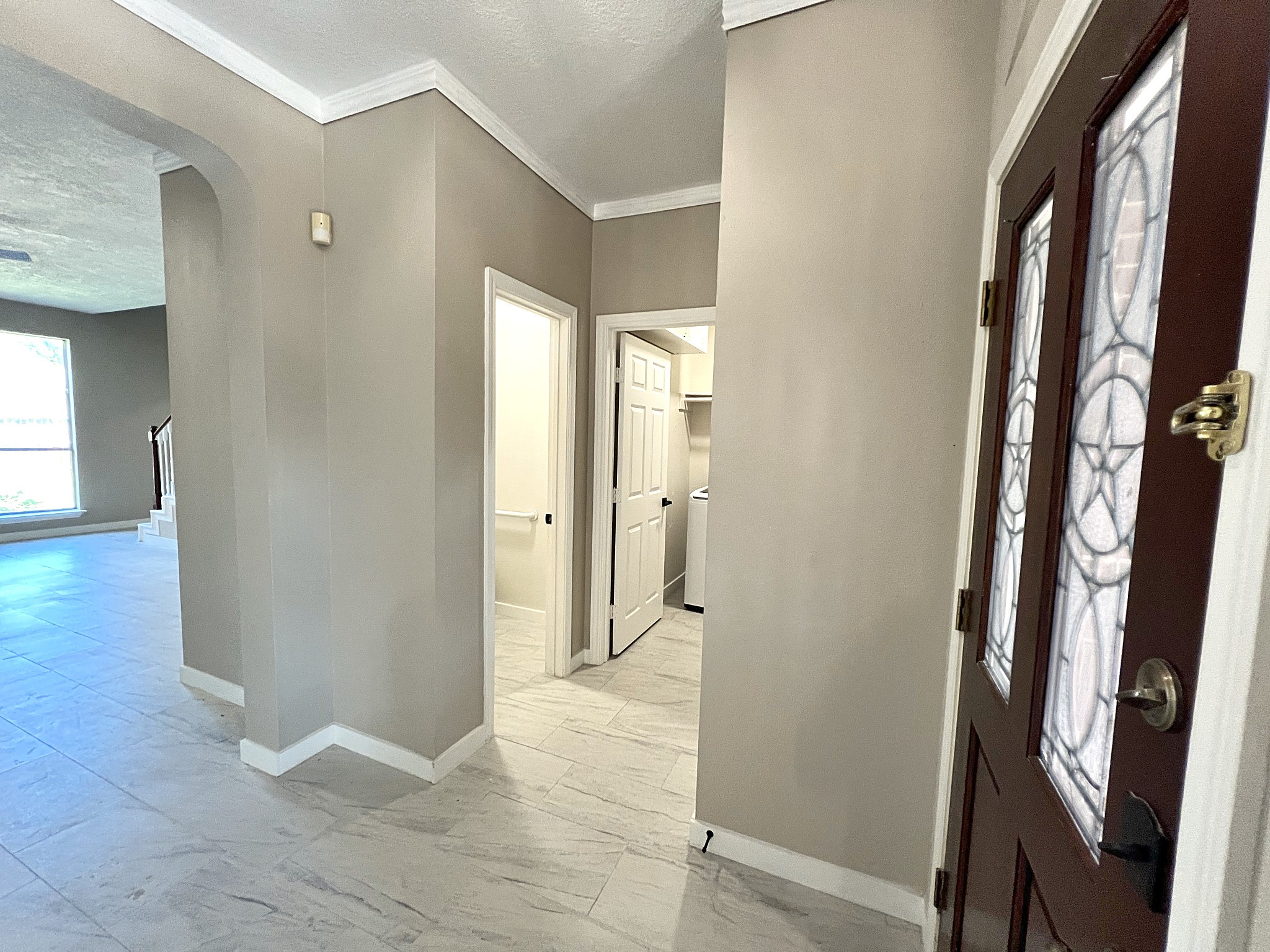 206 Hartwood Court Property Photo 6