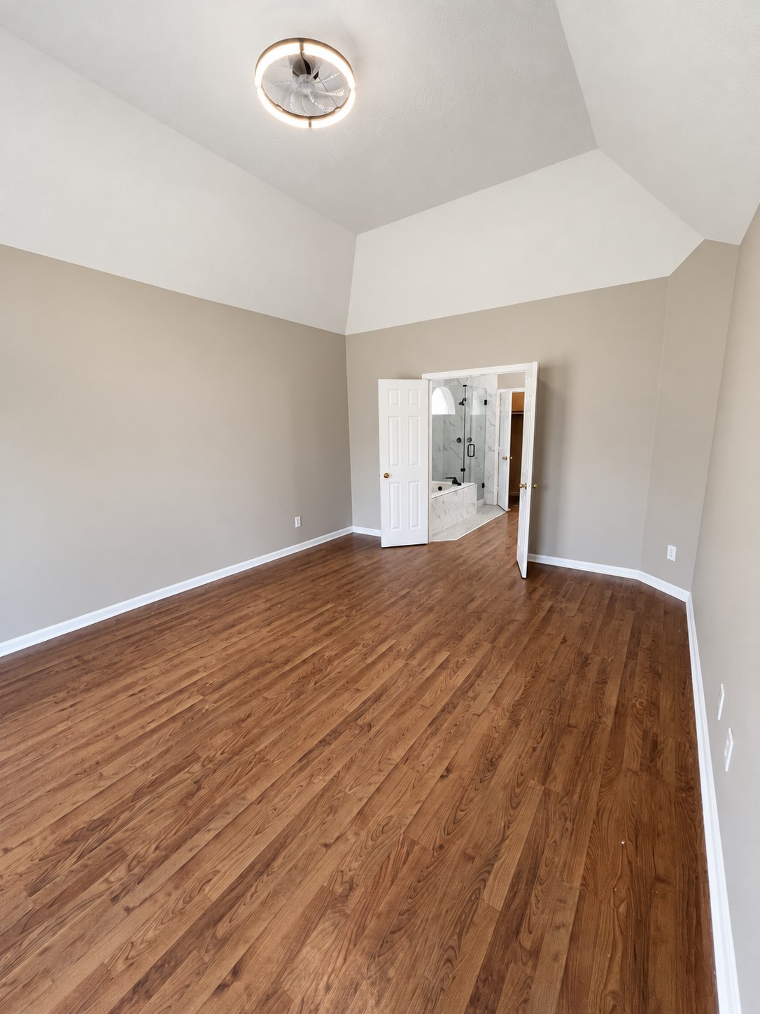 206 Hartwood Court Property Photo 11