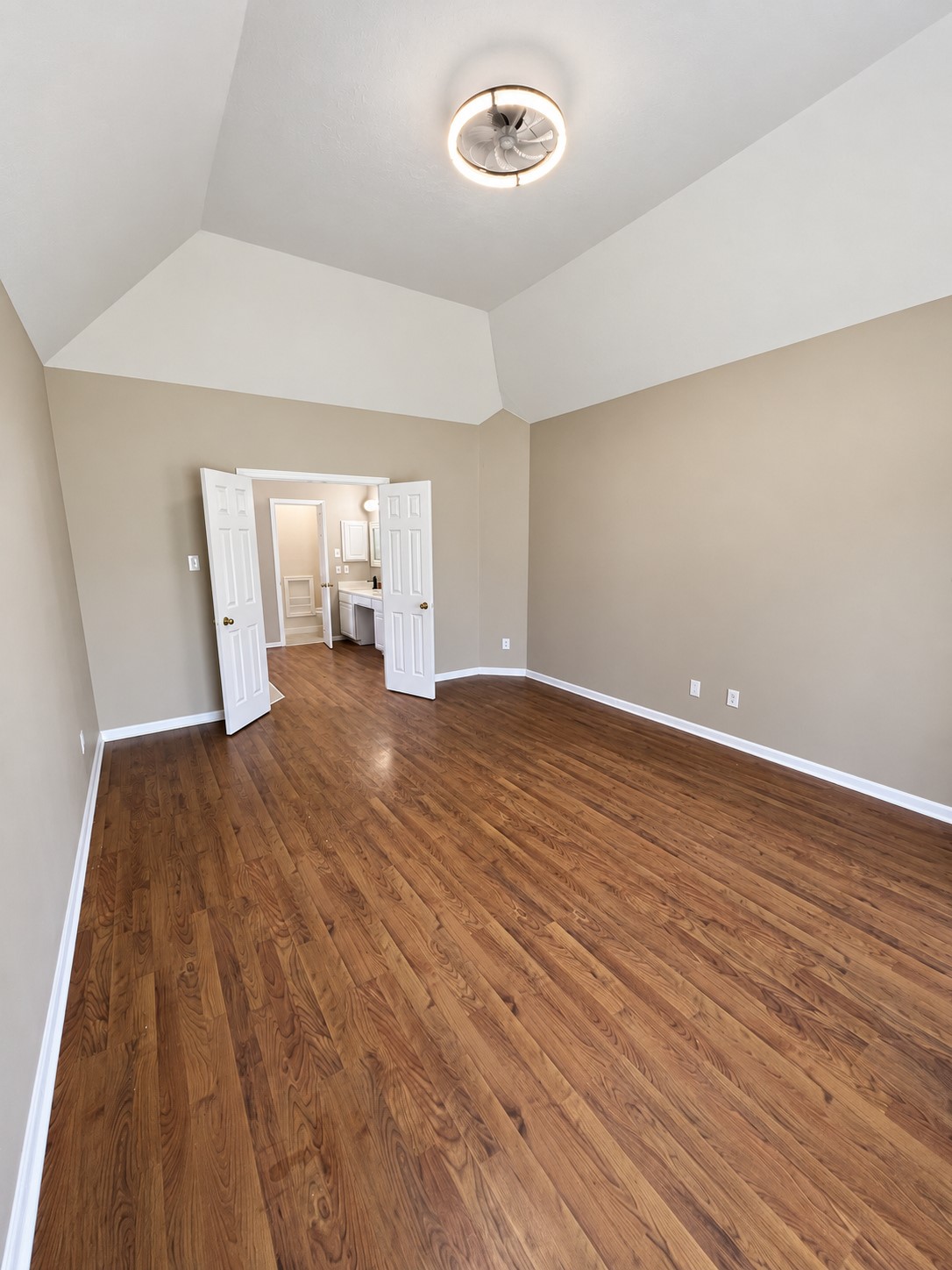 206 Hartwood Court Property Photo 12
