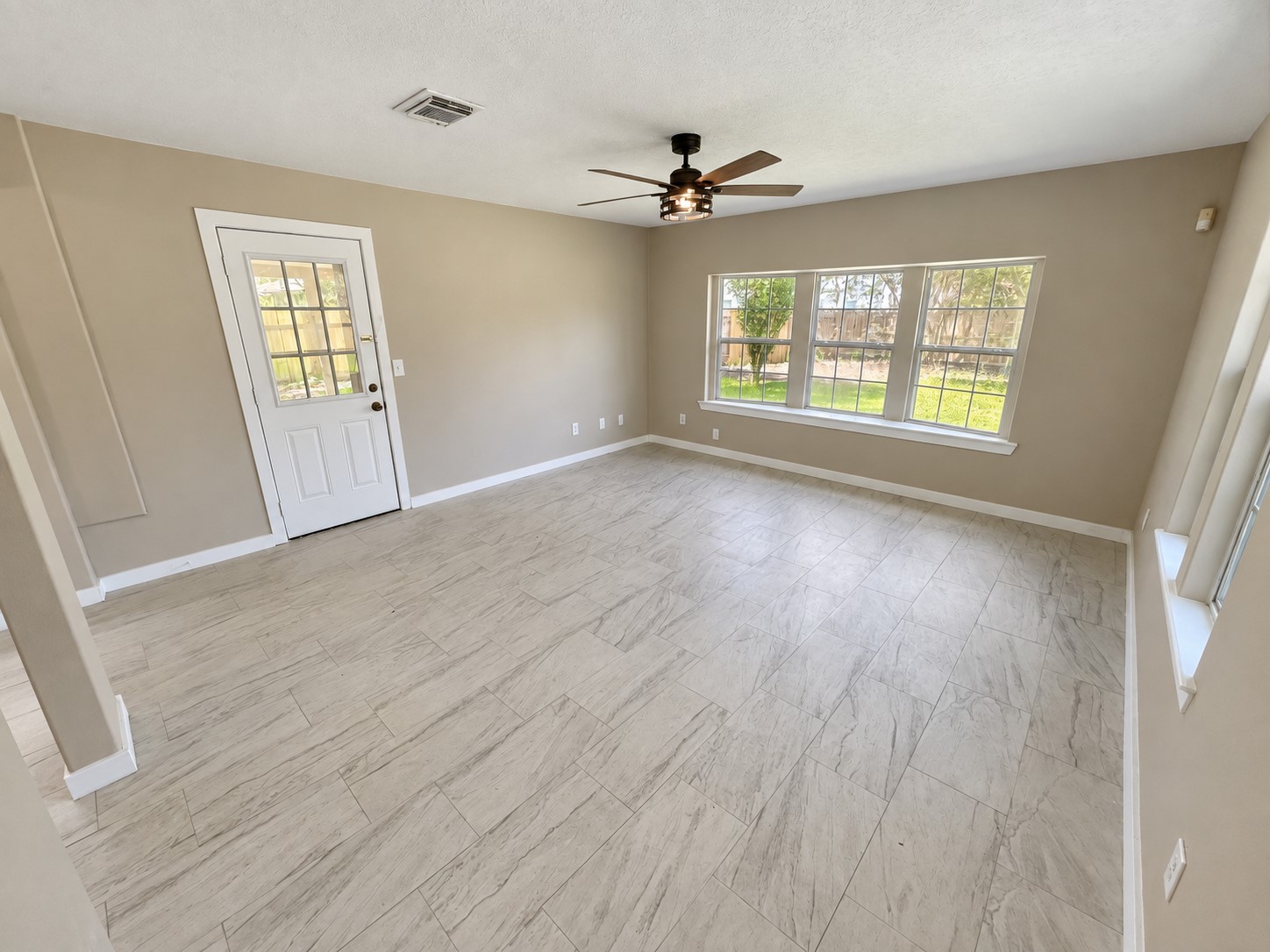 206 Hartwood Court Property Photo 34