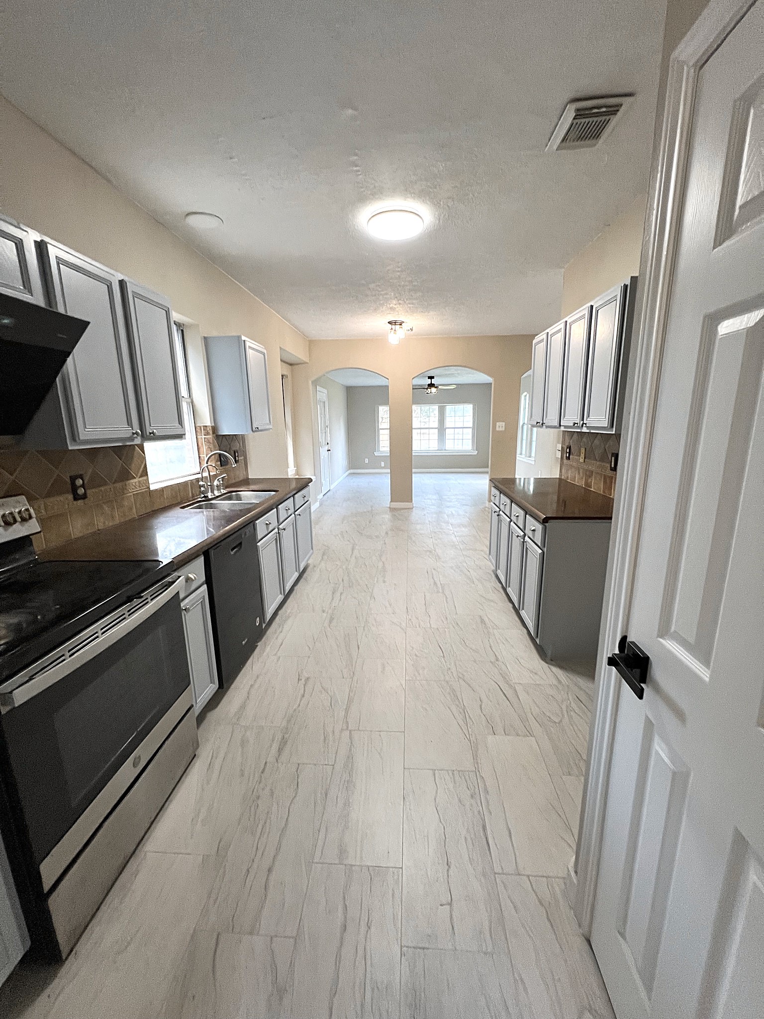 206 Hartwood Court Property Photo 40