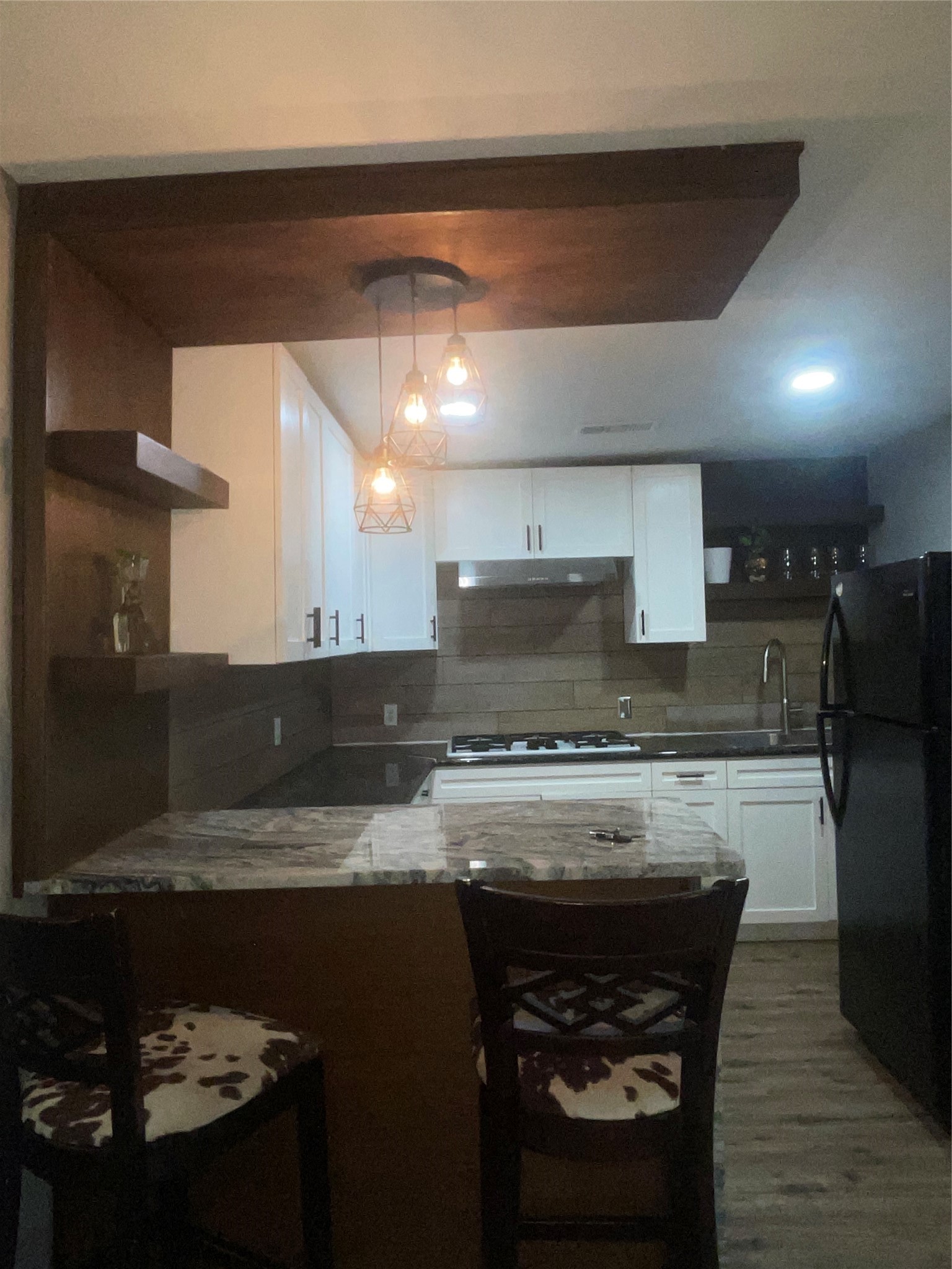 13105 Chiswick Road Property Photo 6
