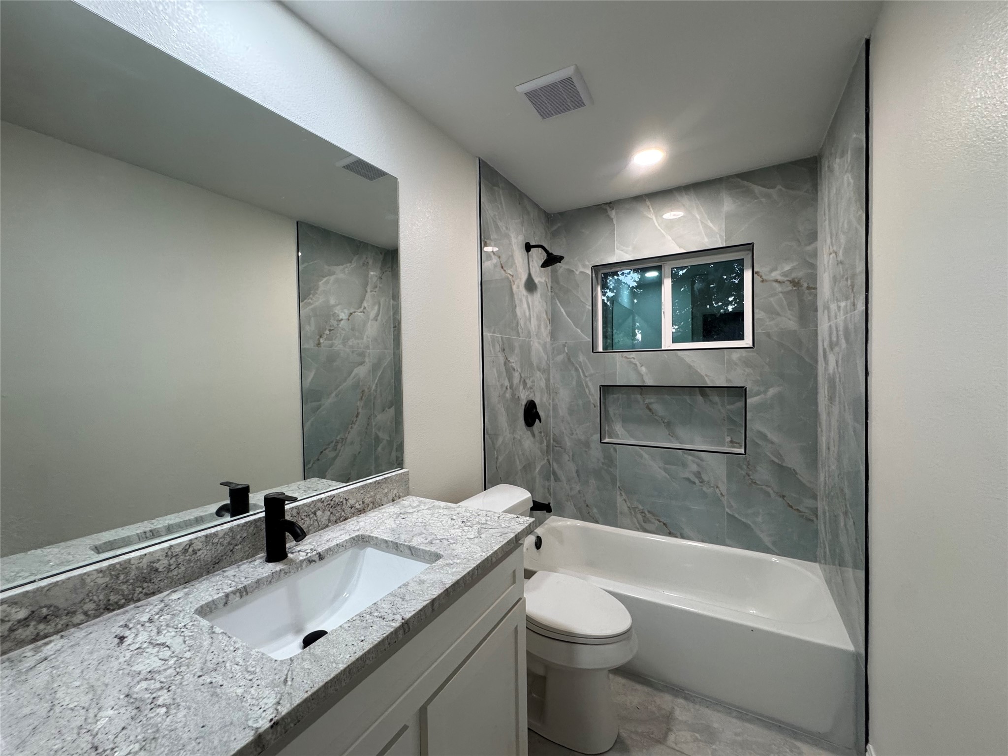 6210 Autumn Arbor Drive Property Photo 9