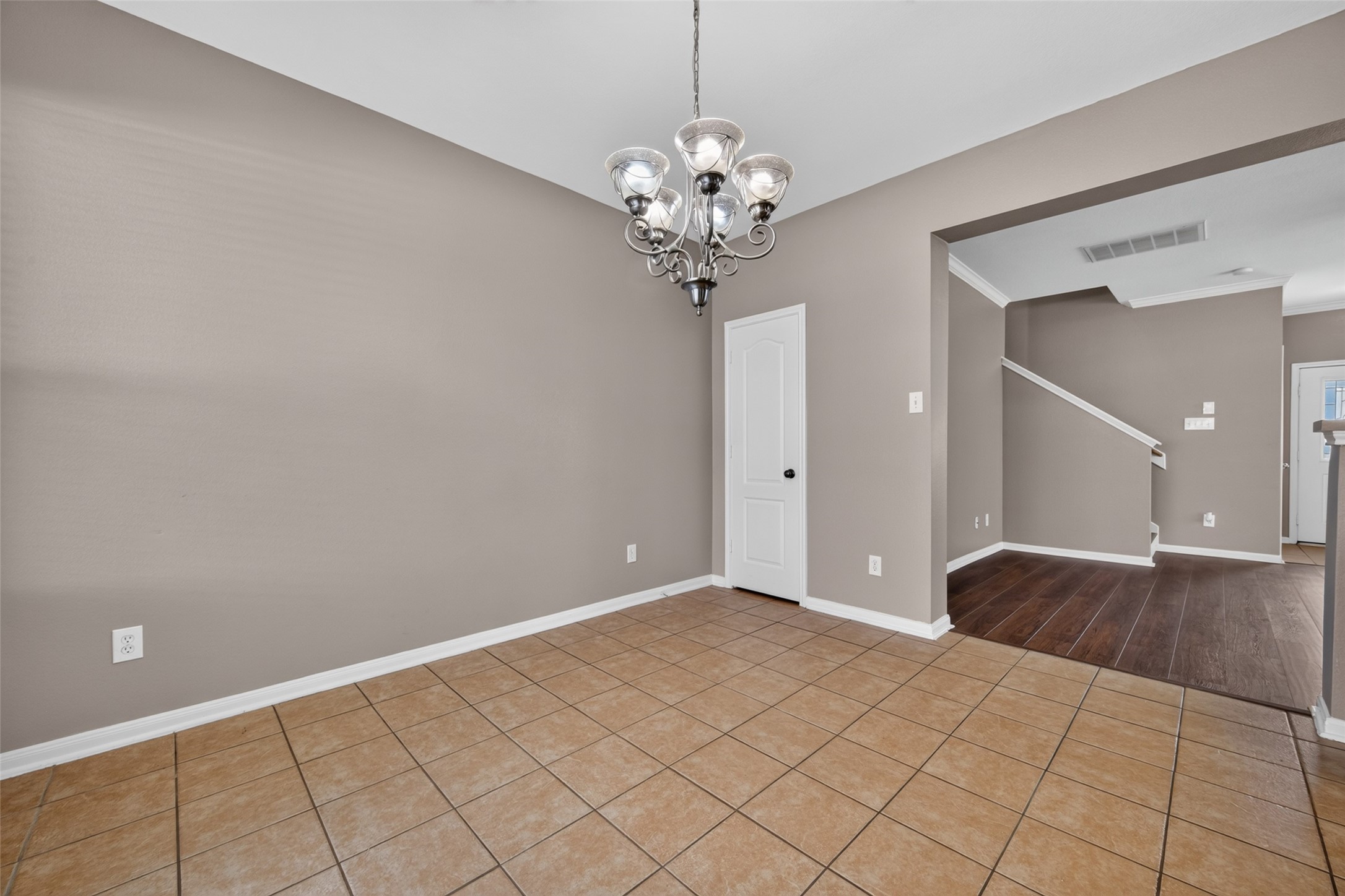 8126 Montague Manor Lane Property Photo 13