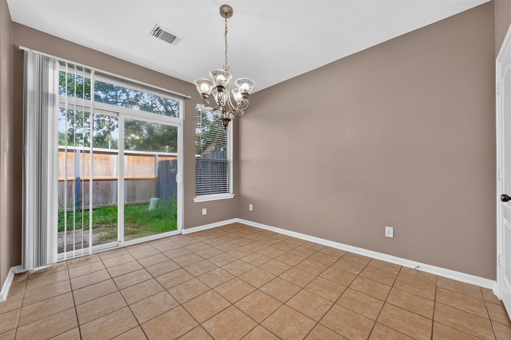 8126 Montague Manor Lane Property Photo 14