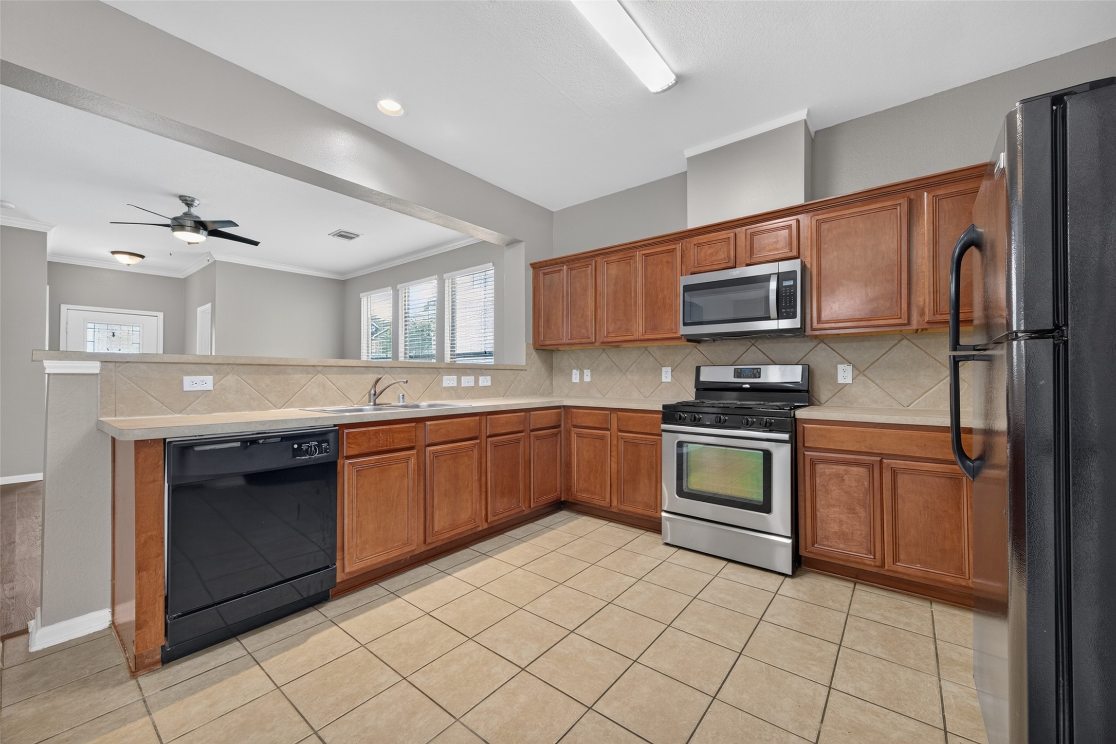 8126 Montague Manor Lane Property Photo 17