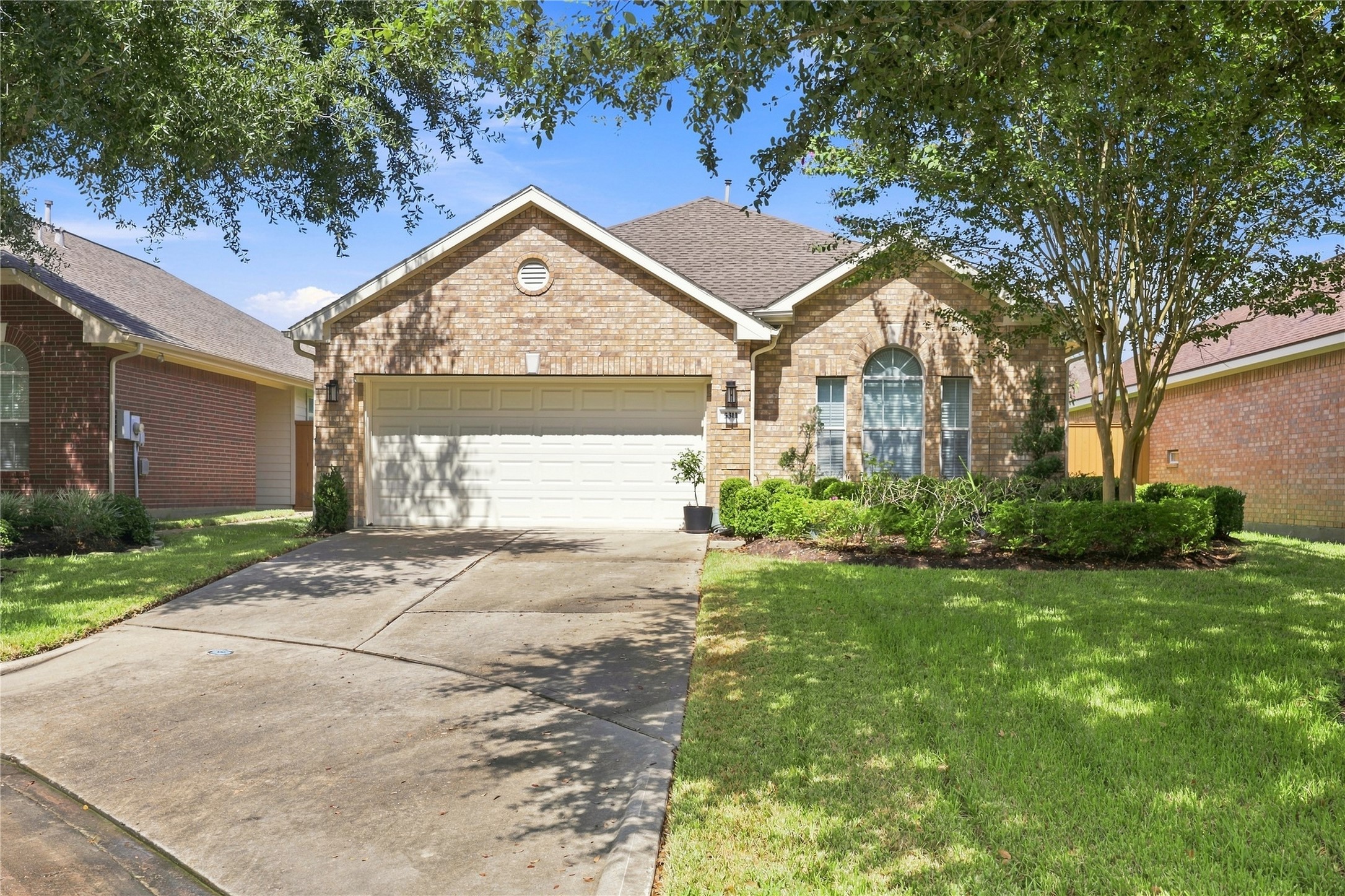 5311 Lantana Creek Court Property Photo 3