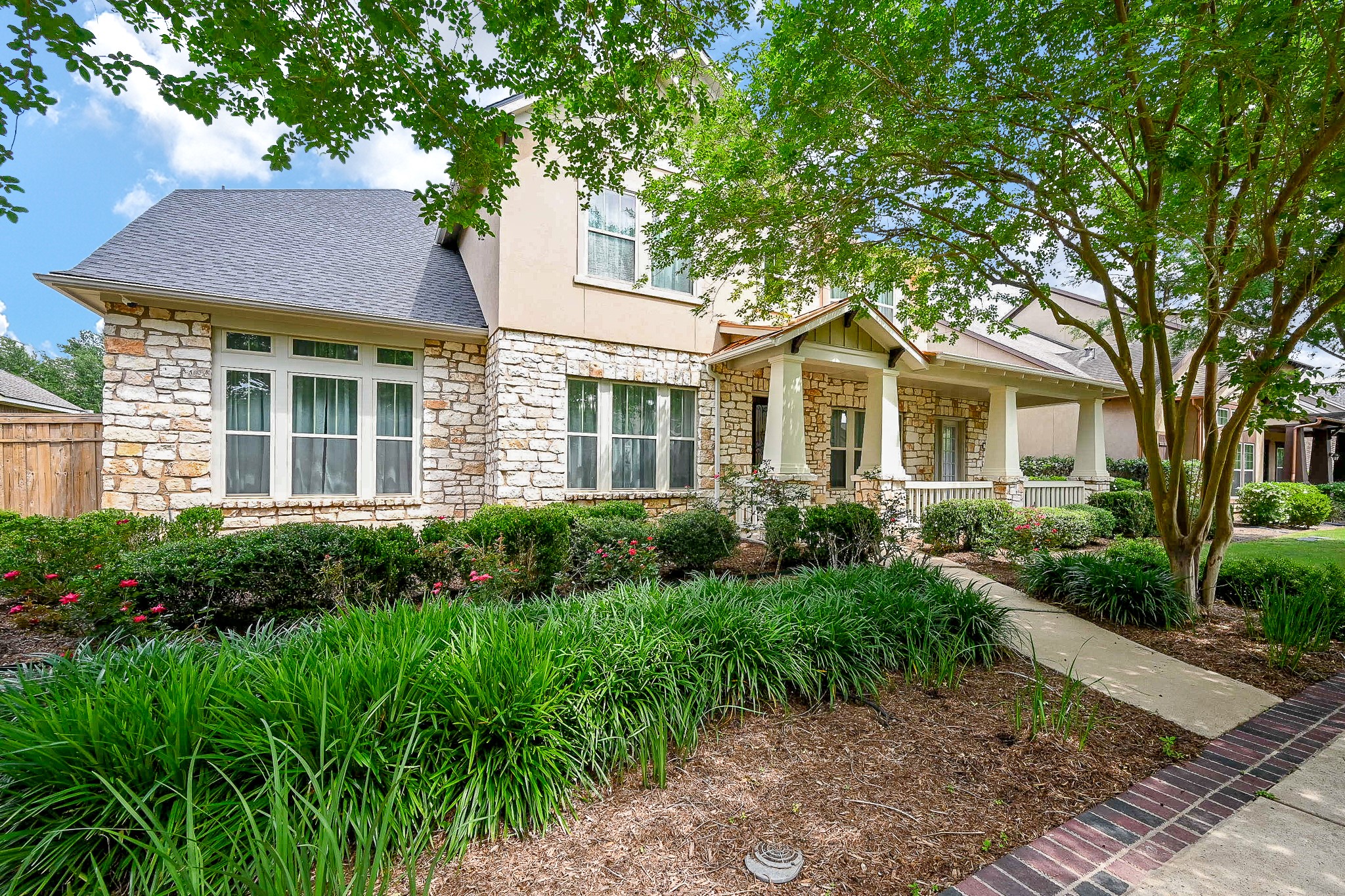 707 Weldon Park Drive Property Photo
