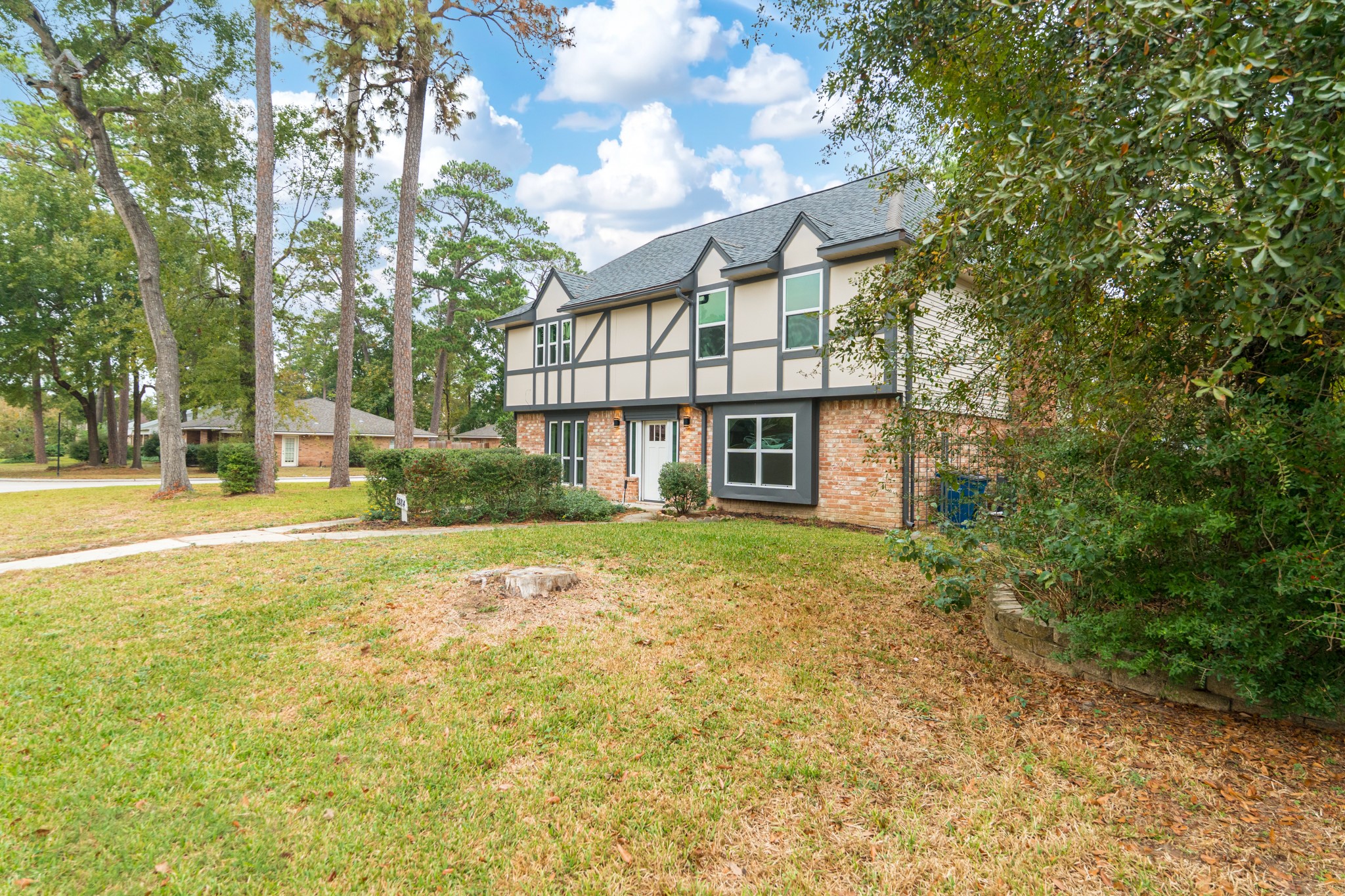 28814 Enchanted Drive Property Photo 4